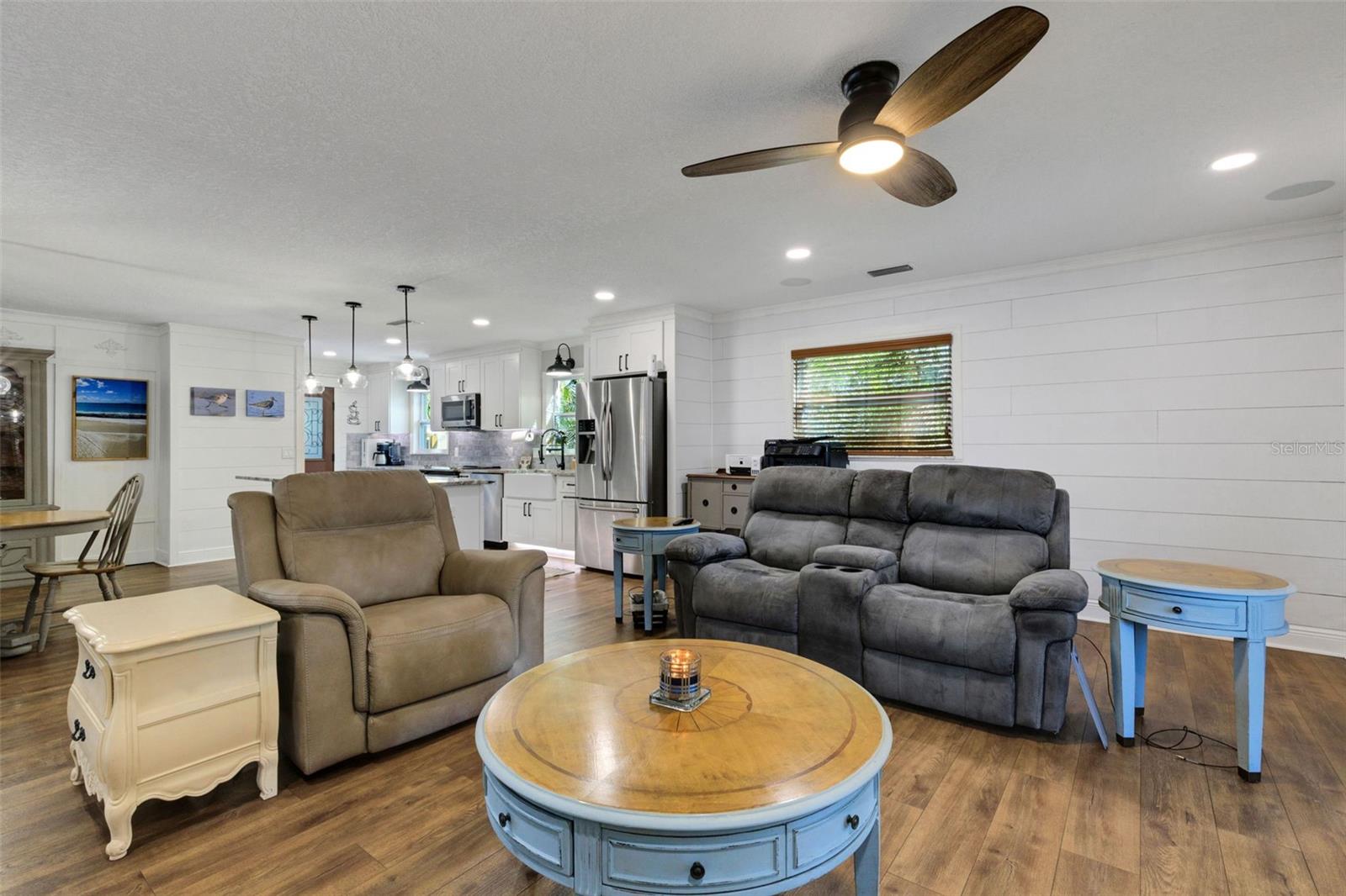 Image 13 of 80 For 1319 Edgewater Beach Drive