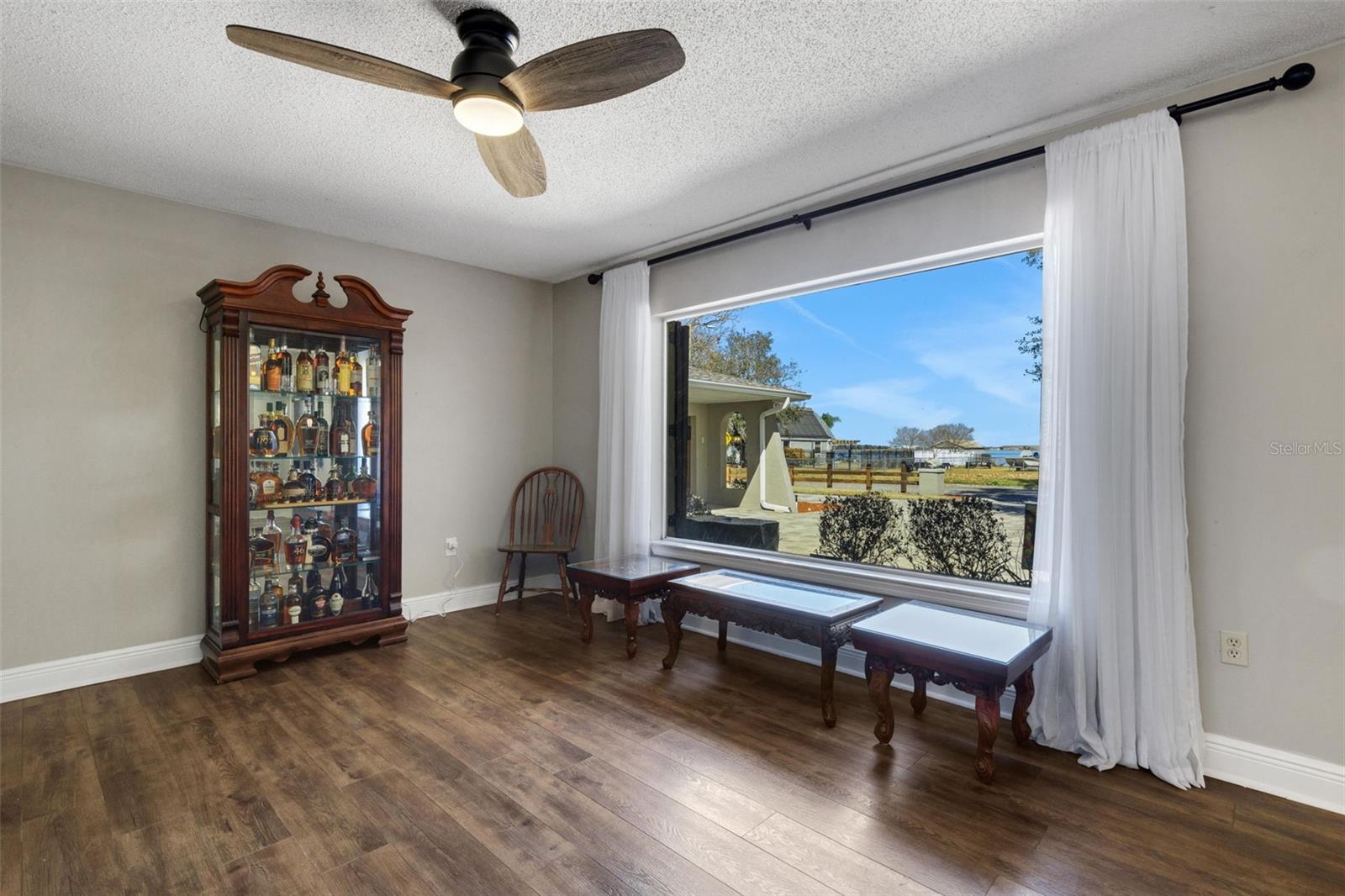 Image 2 of 80 For 1319 Edgewater Beach Drive