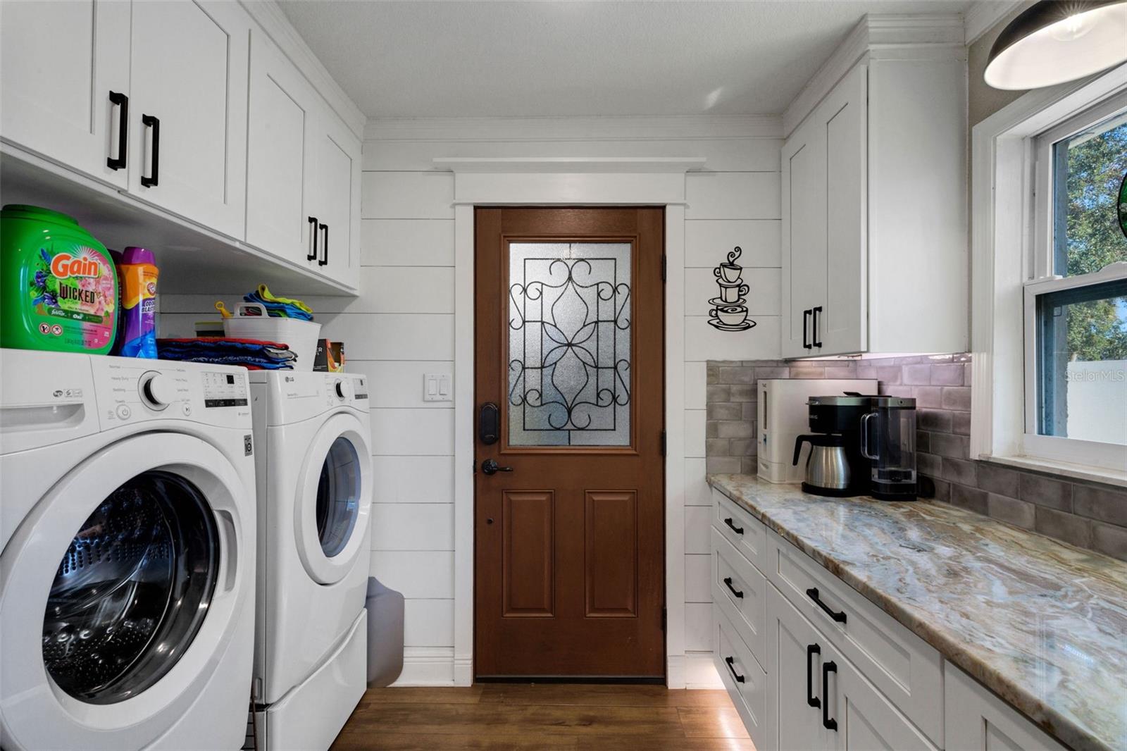 Image 21 of 80 For 1319 Edgewater Beach Drive