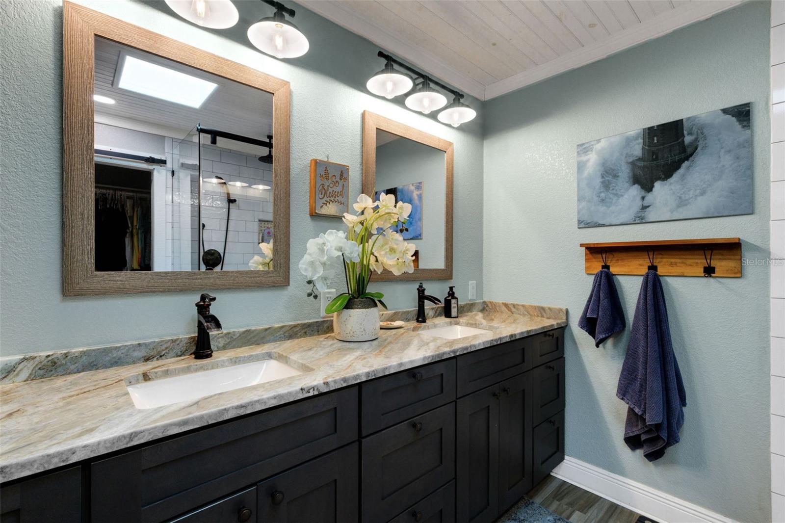 Image 26 of 80 For 1319 Edgewater Beach Drive