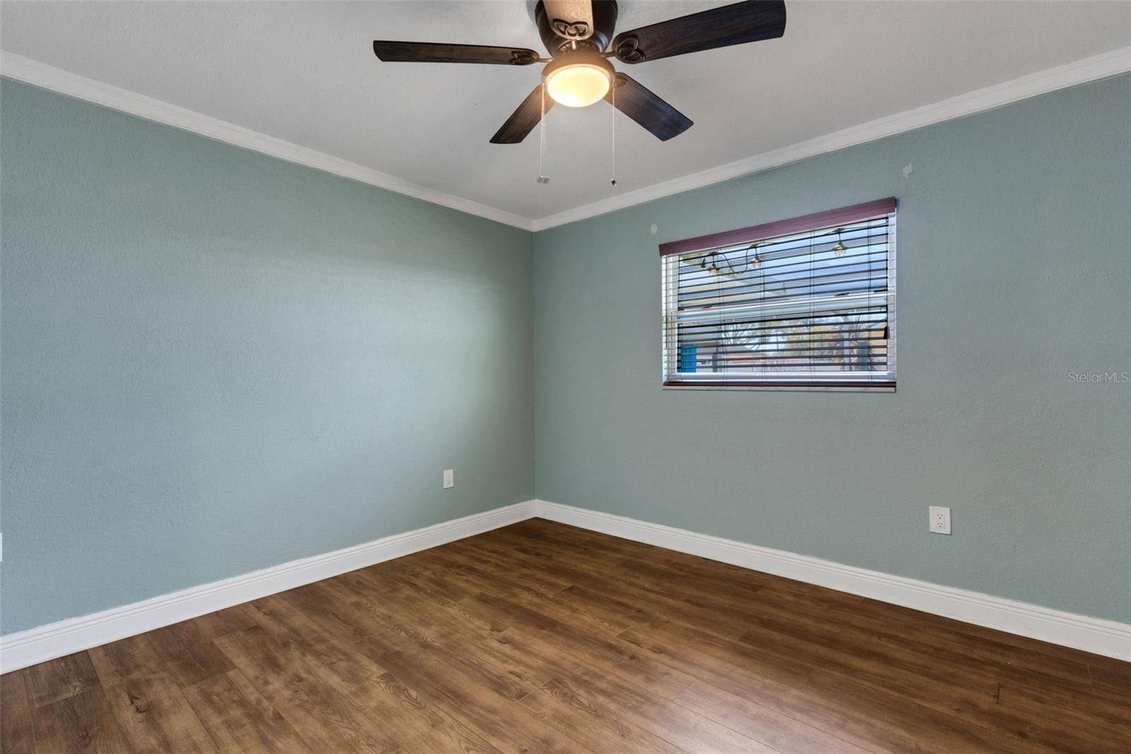 Image 32 of 80 For 1319 Edgewater Beach Drive