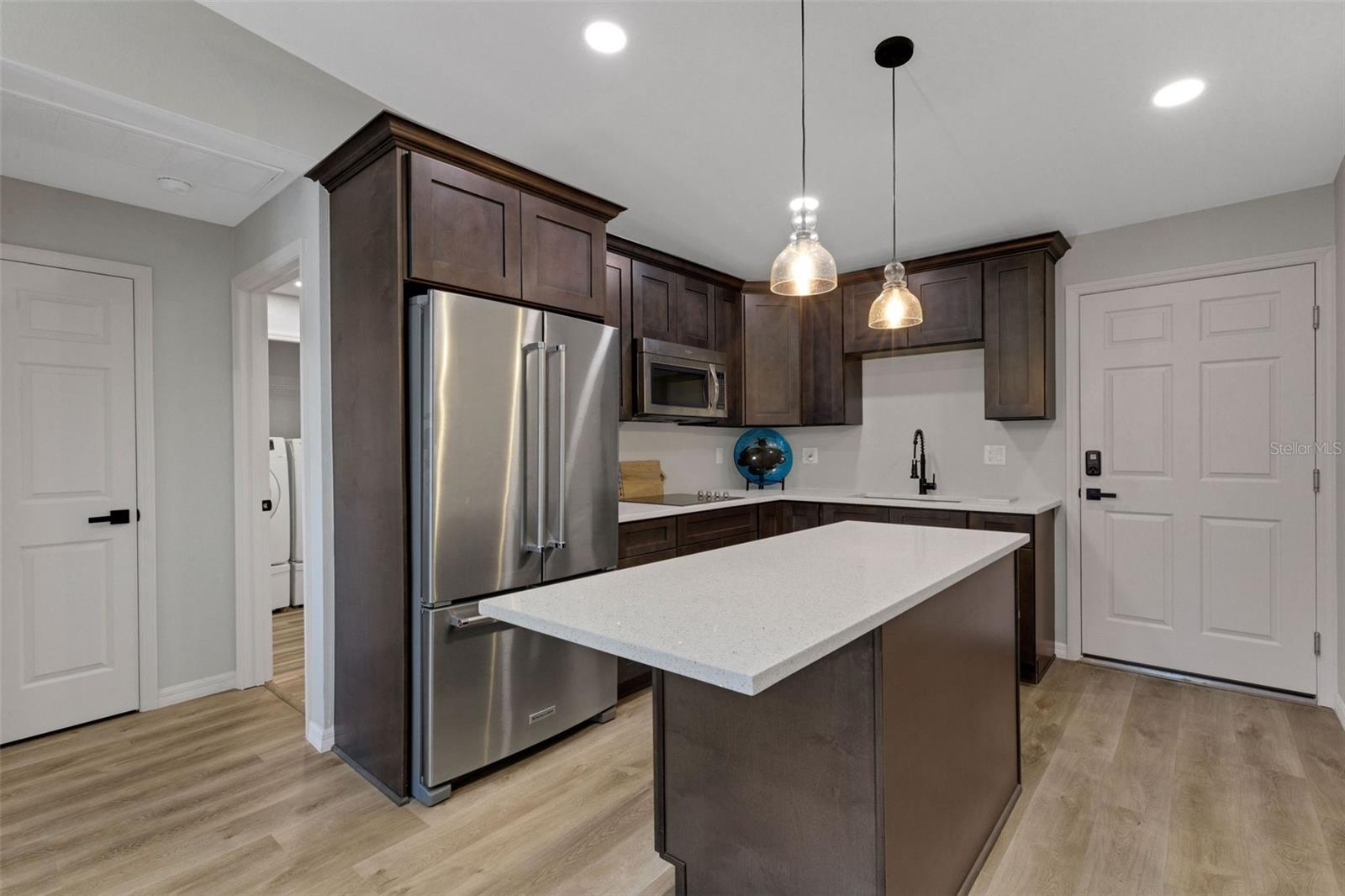 Image 41 of 80 For 1319 Edgewater Beach Drive