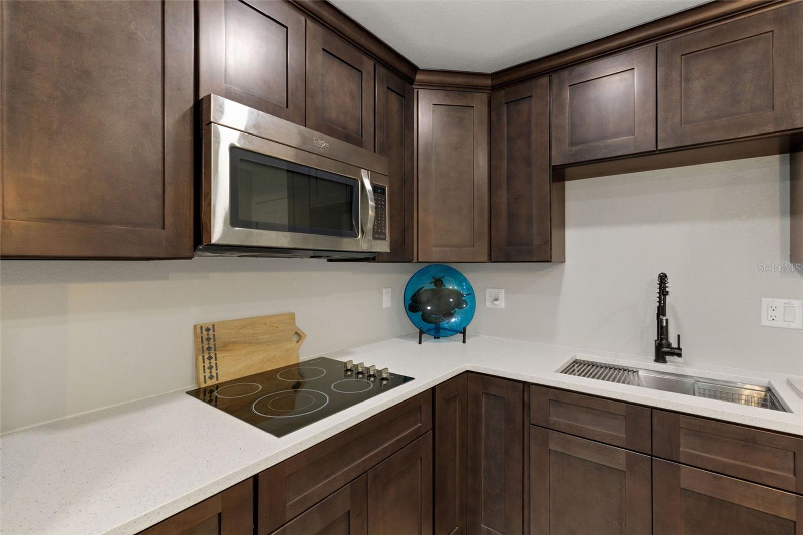 Image 45 of 80 For 1319 Edgewater Beach Drive