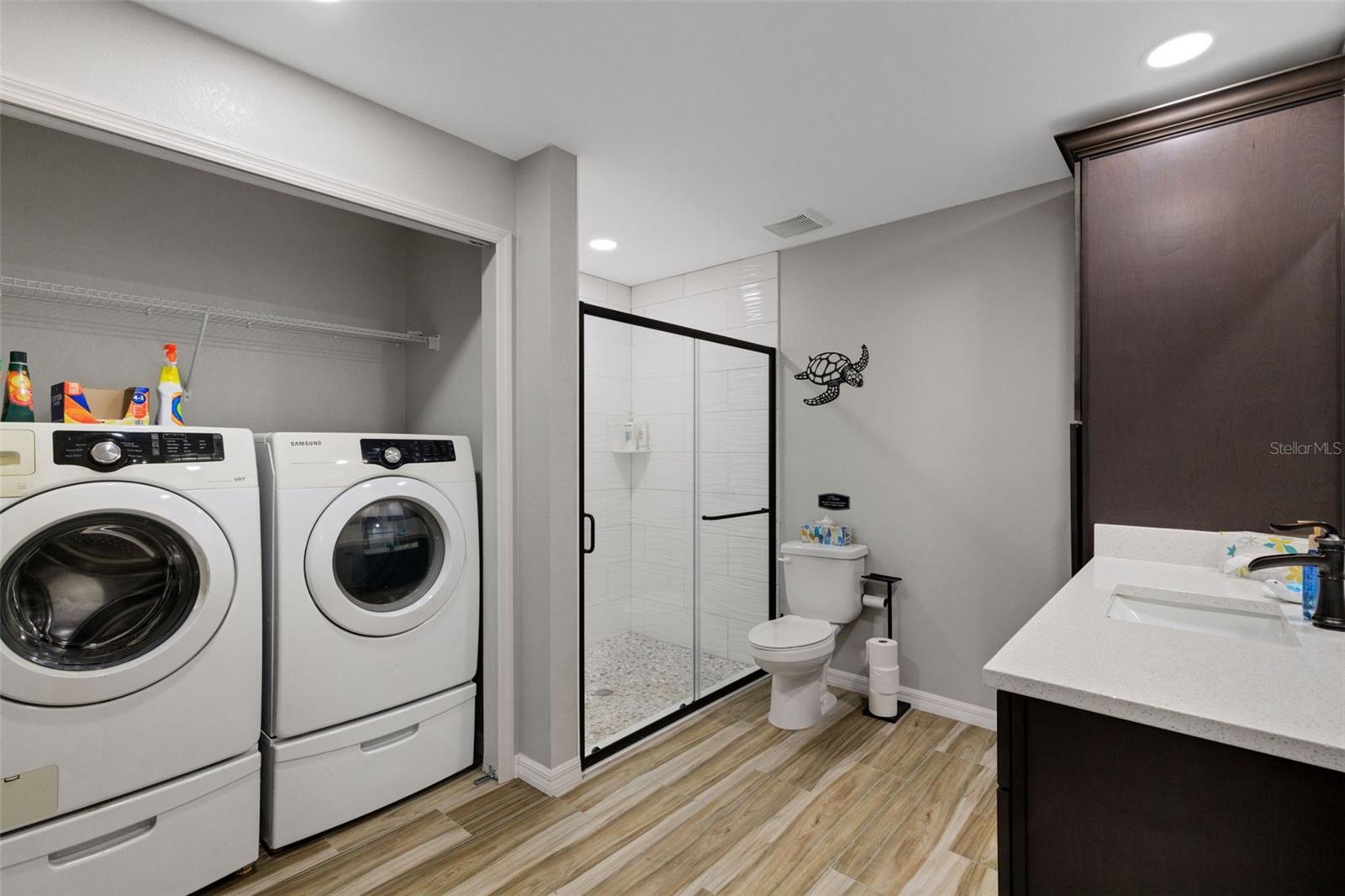 Image 50 of 80 For 1319 Edgewater Beach Drive