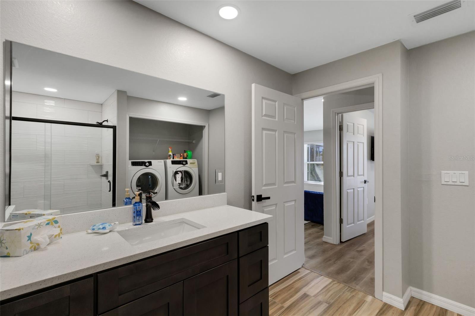 Image 53 of 80 For 1319 Edgewater Beach Drive