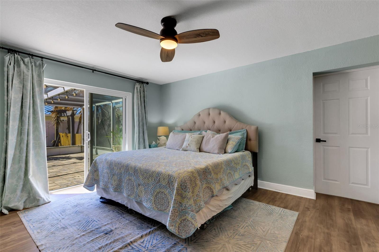 Image 54 of 80 For 1319 Edgewater Beach Drive