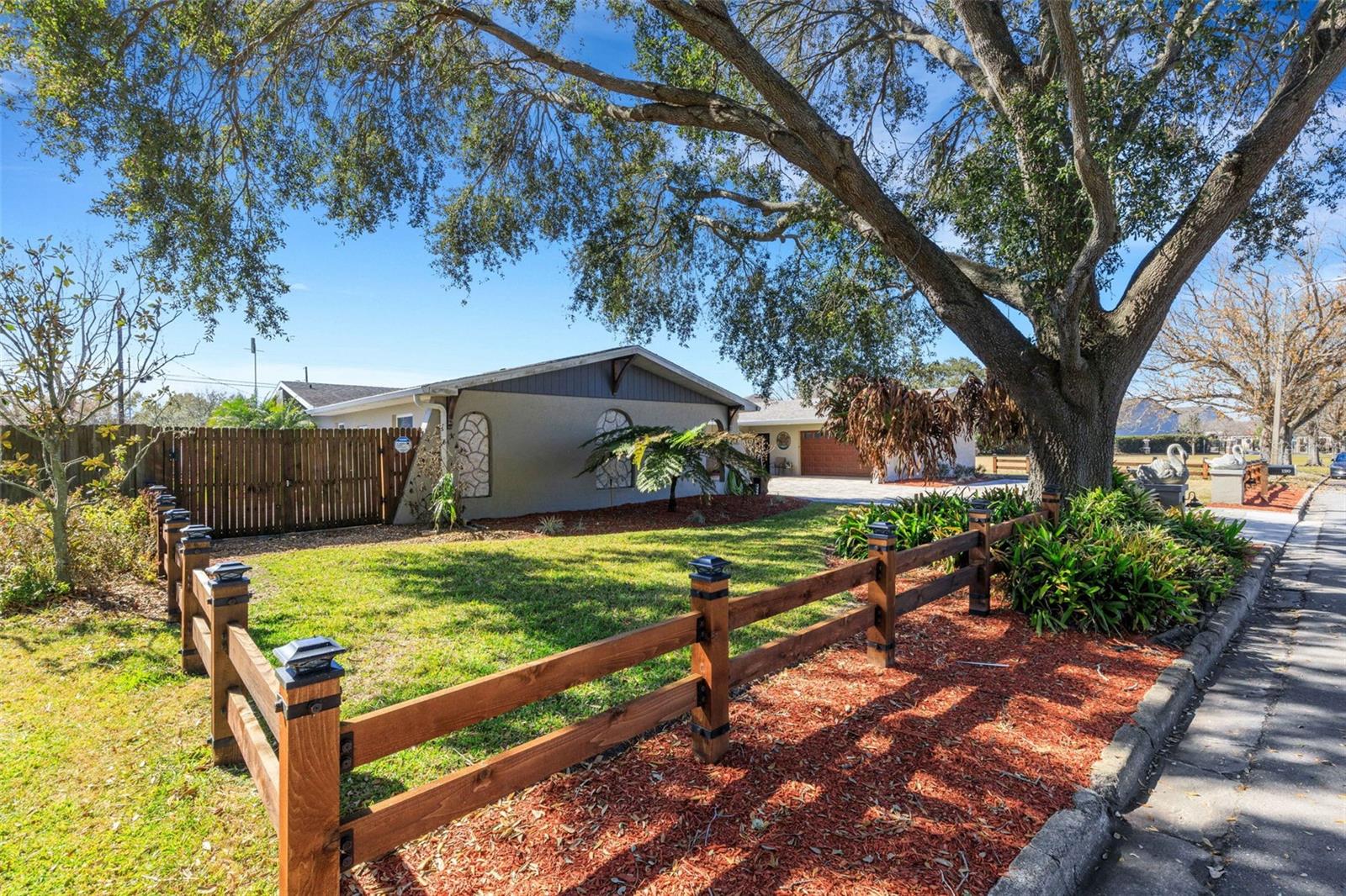 Image 74 of 80 For 1319 Edgewater Beach Drive