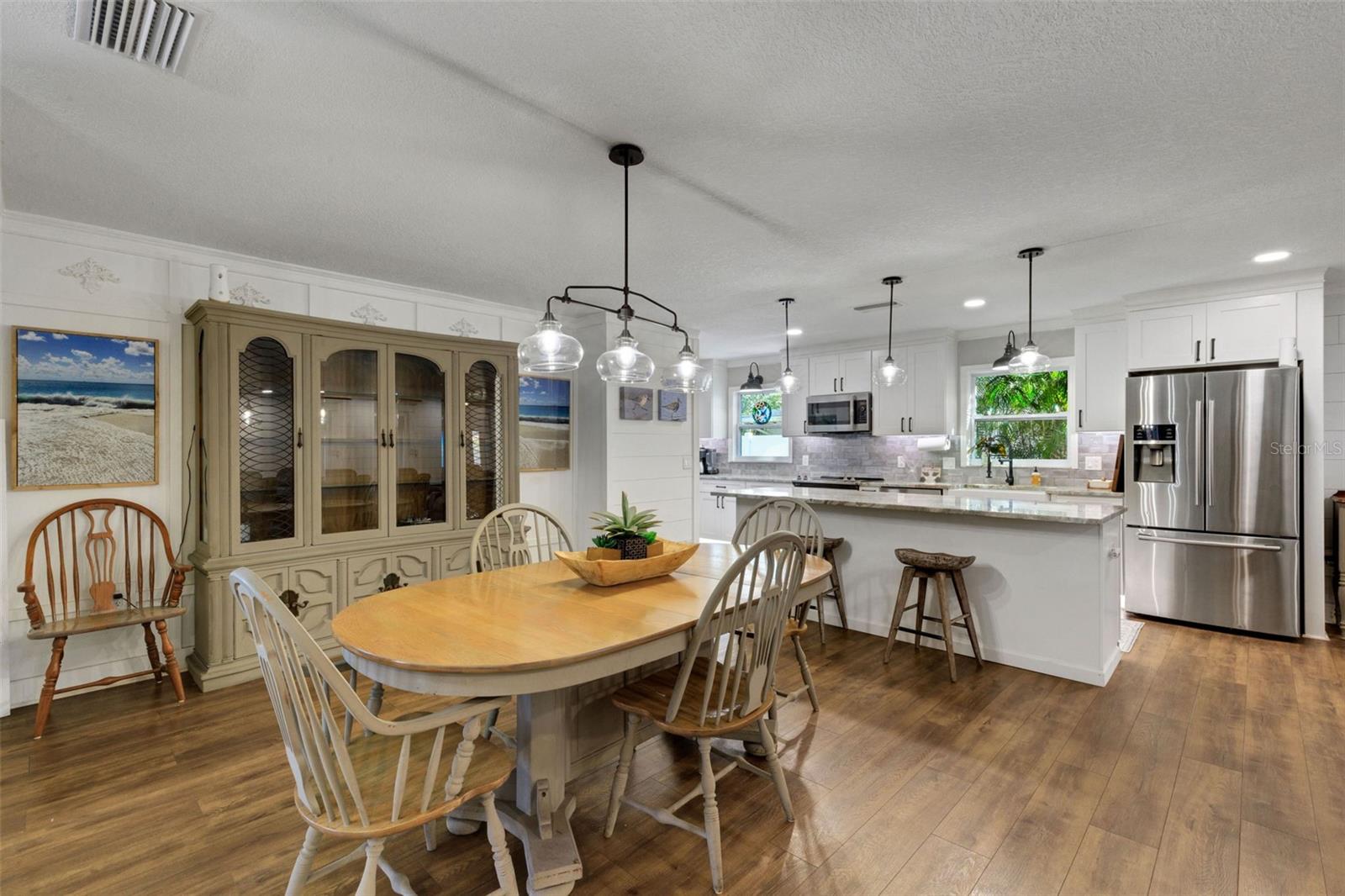 Image 8 of 80 For 1319 Edgewater Beach Drive