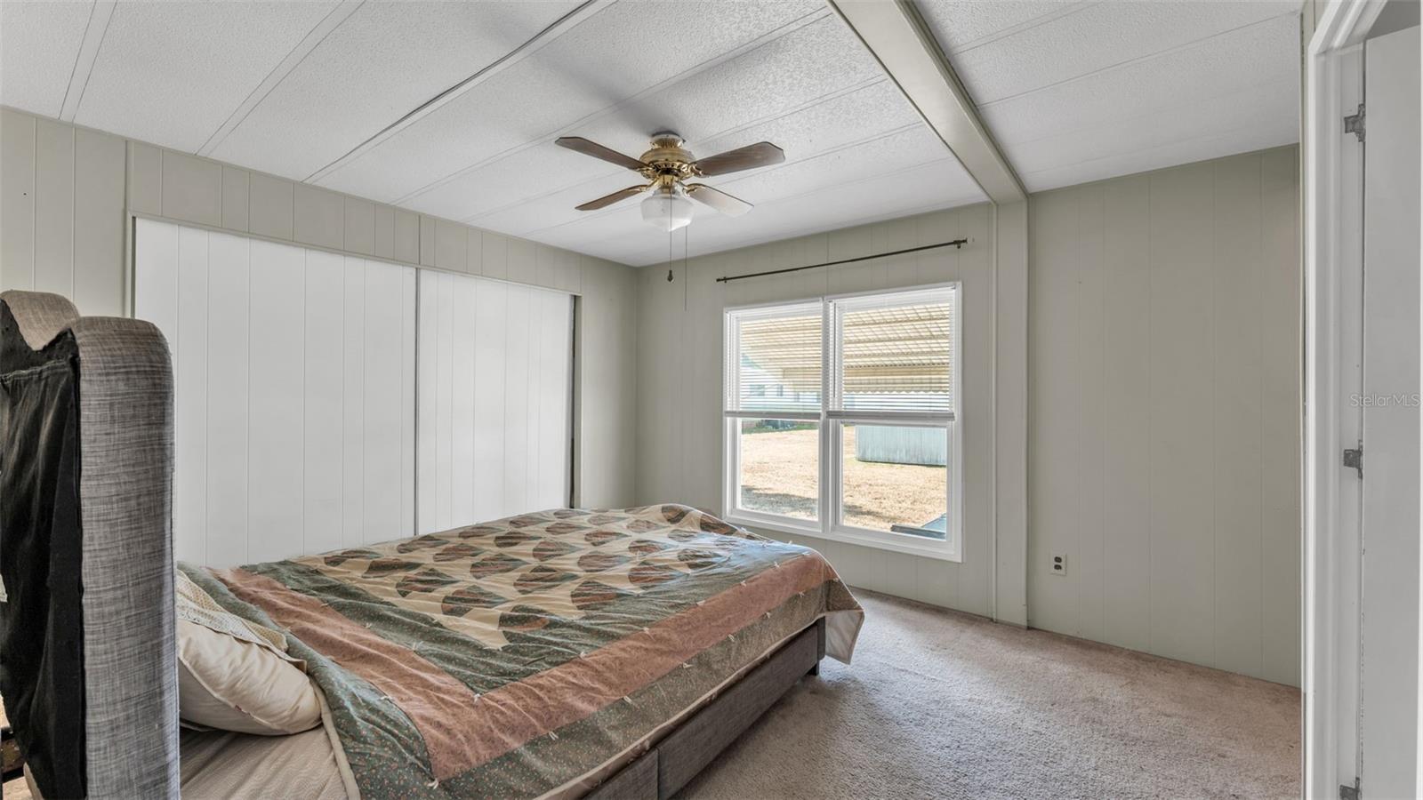 Image 19 of 32 For 521 Oak Ridge E