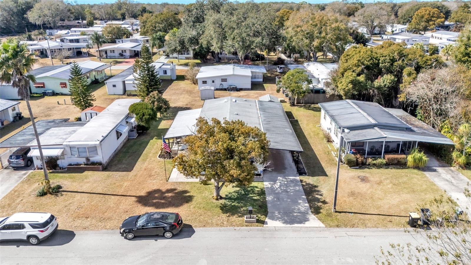 Image 29 of 32 For 521 Oak Ridge E