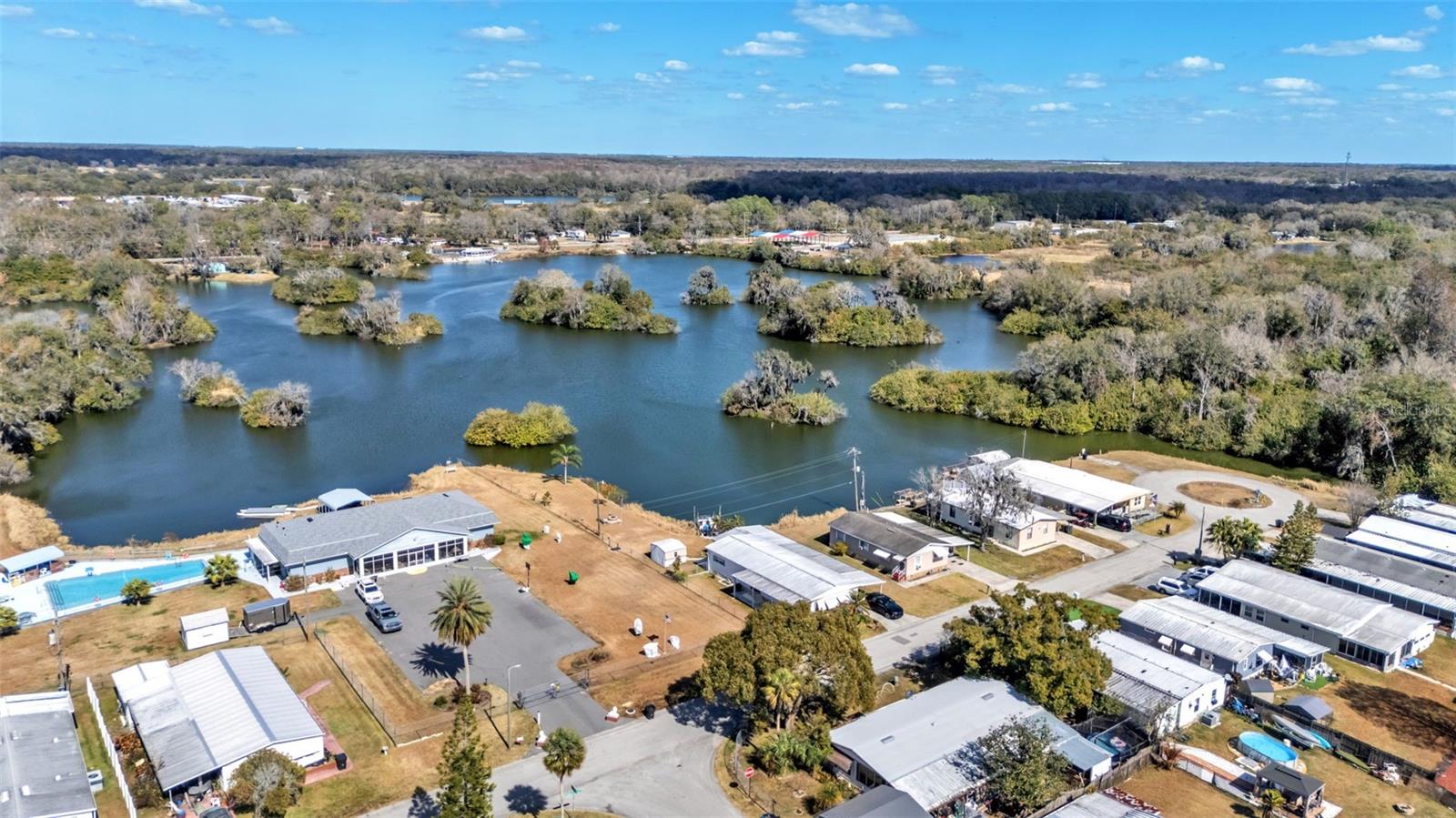 Image 31 of 32 For 521 Oak Ridge E