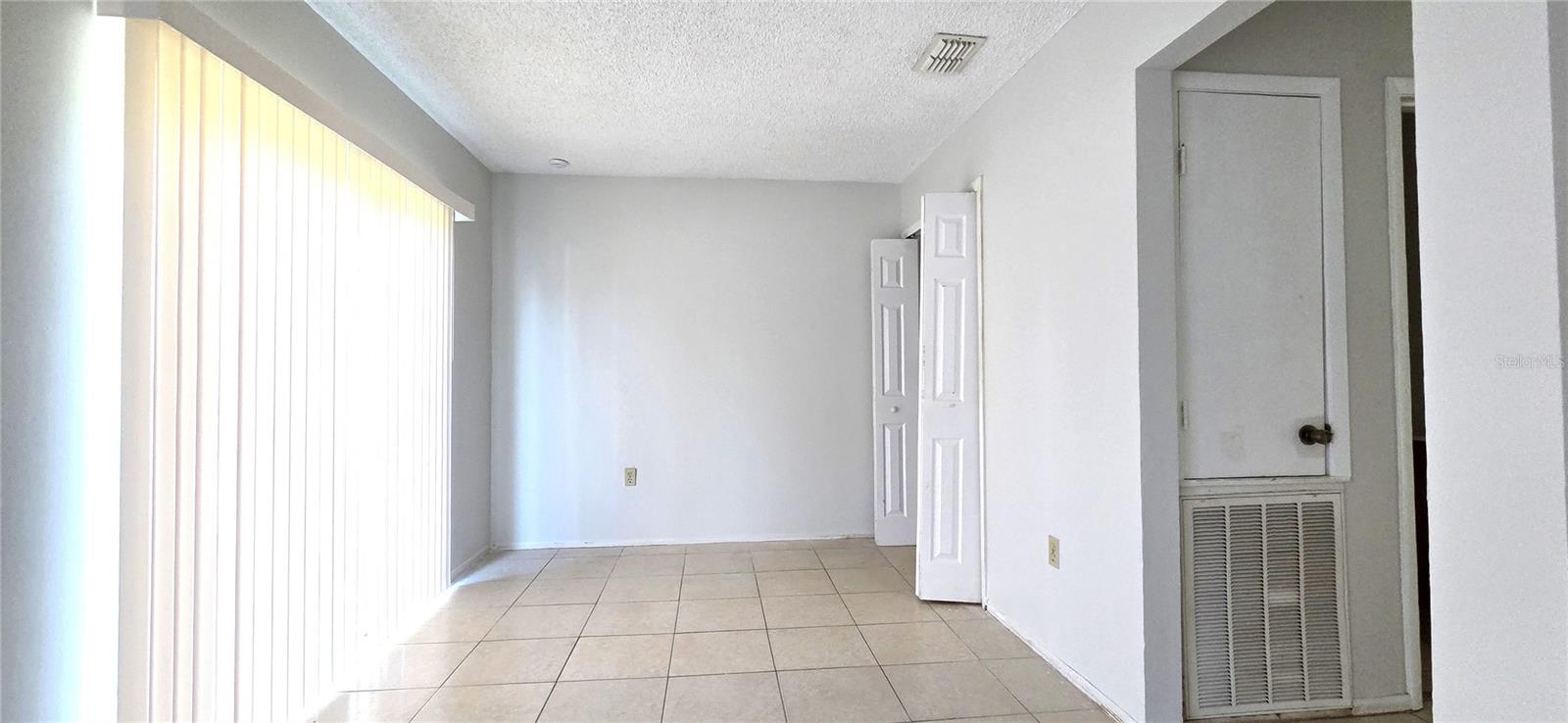 Image 12 of 35 For 1359 Primrose Court