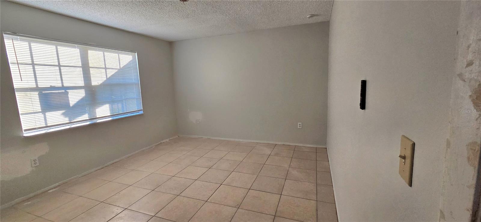 Image 19 of 35 For 1359 Primrose Court