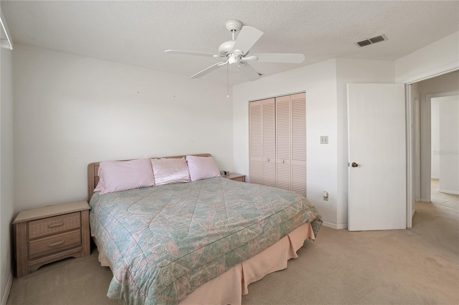 Image 20 of 43 For 6121 Kittiwake Drive