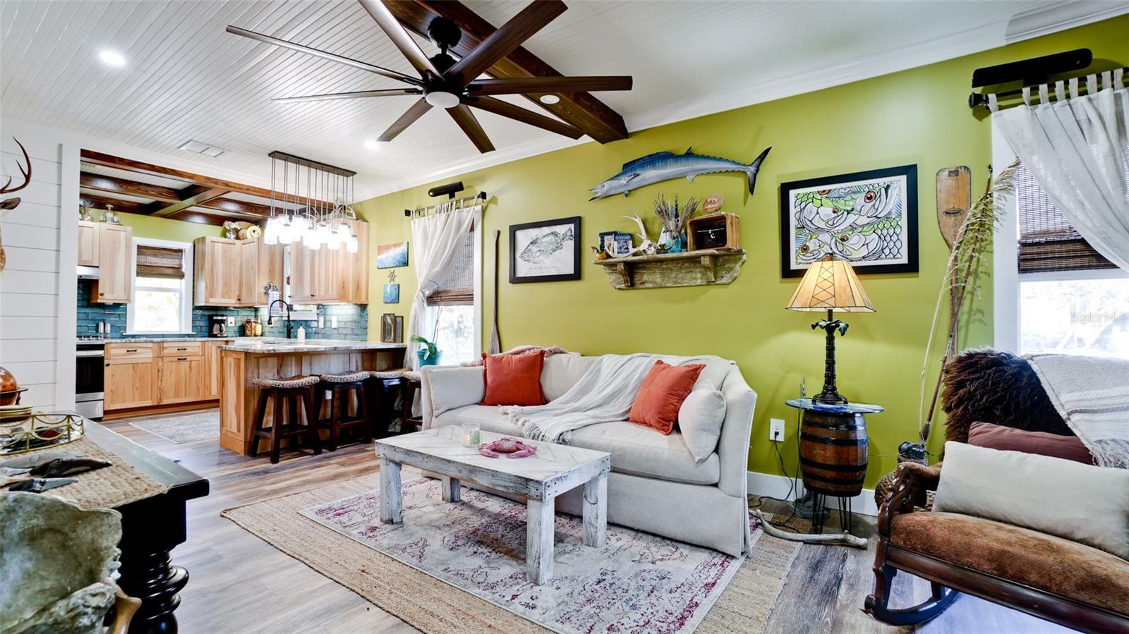 Image 14 of 38 For 522 37th Street W