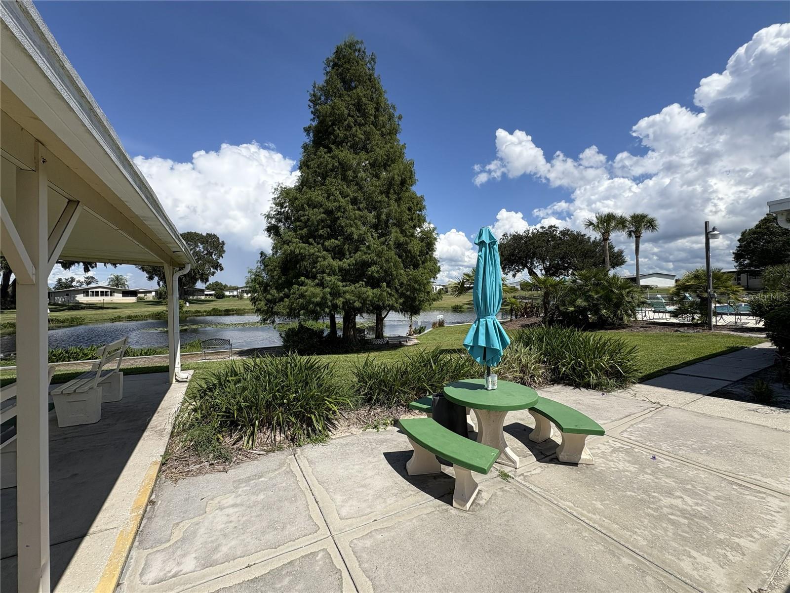 Image 24 of 35 For 6081 Southern Oaks Drive Se