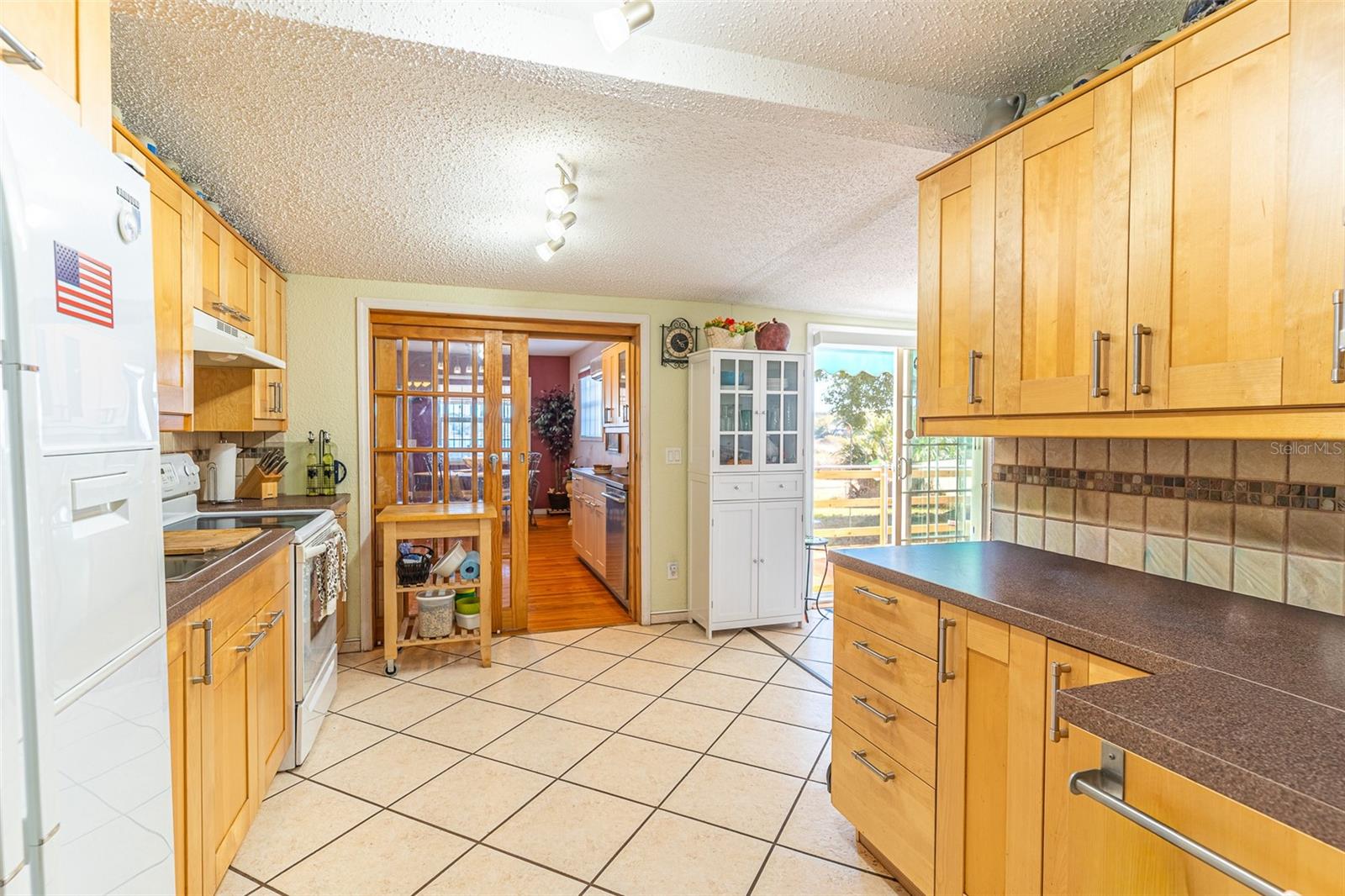 Image 3 of 43 For 130 Ribbon Parkway