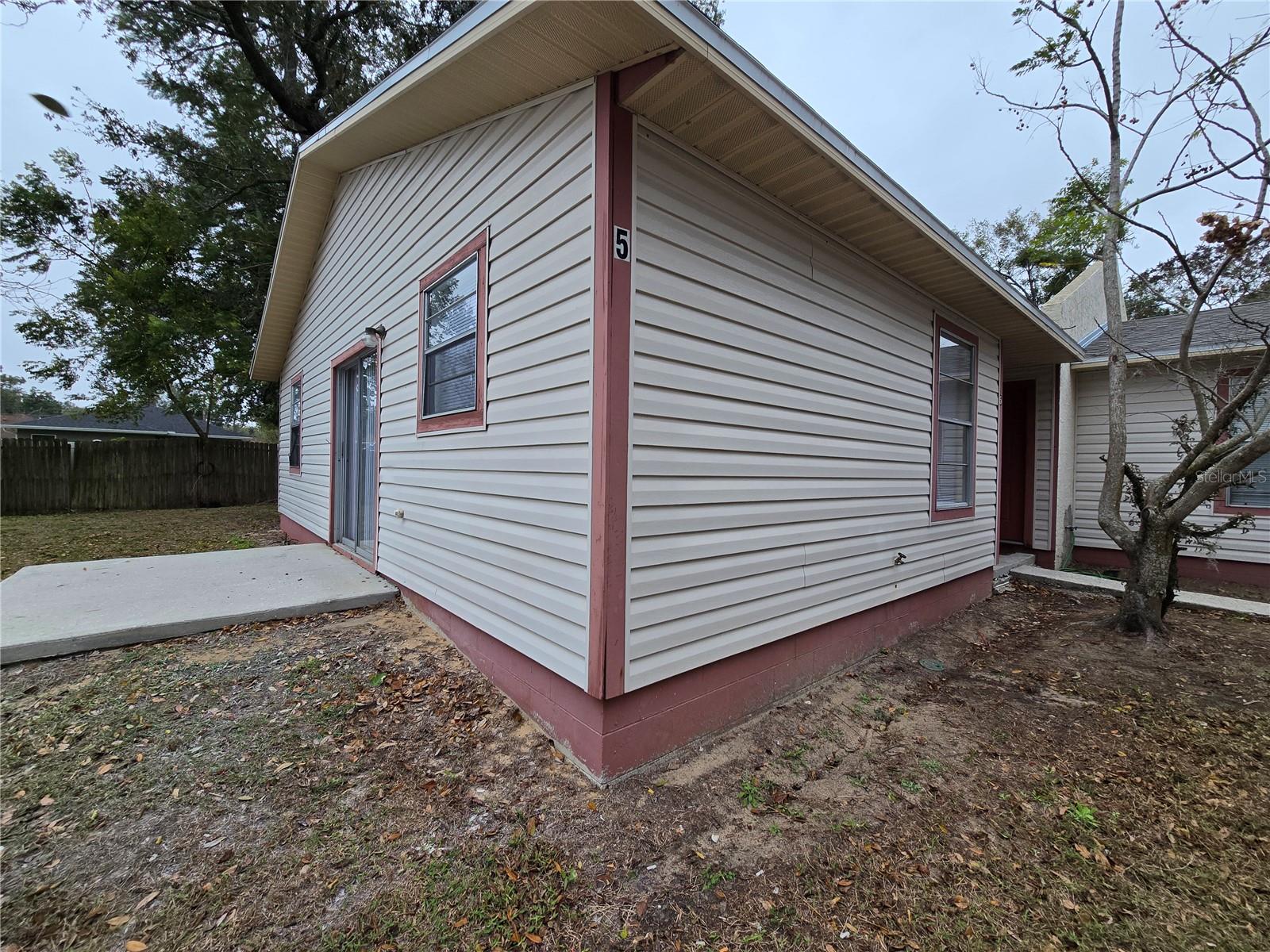 Image 2 of 10 For 308 Crescent Drive 5