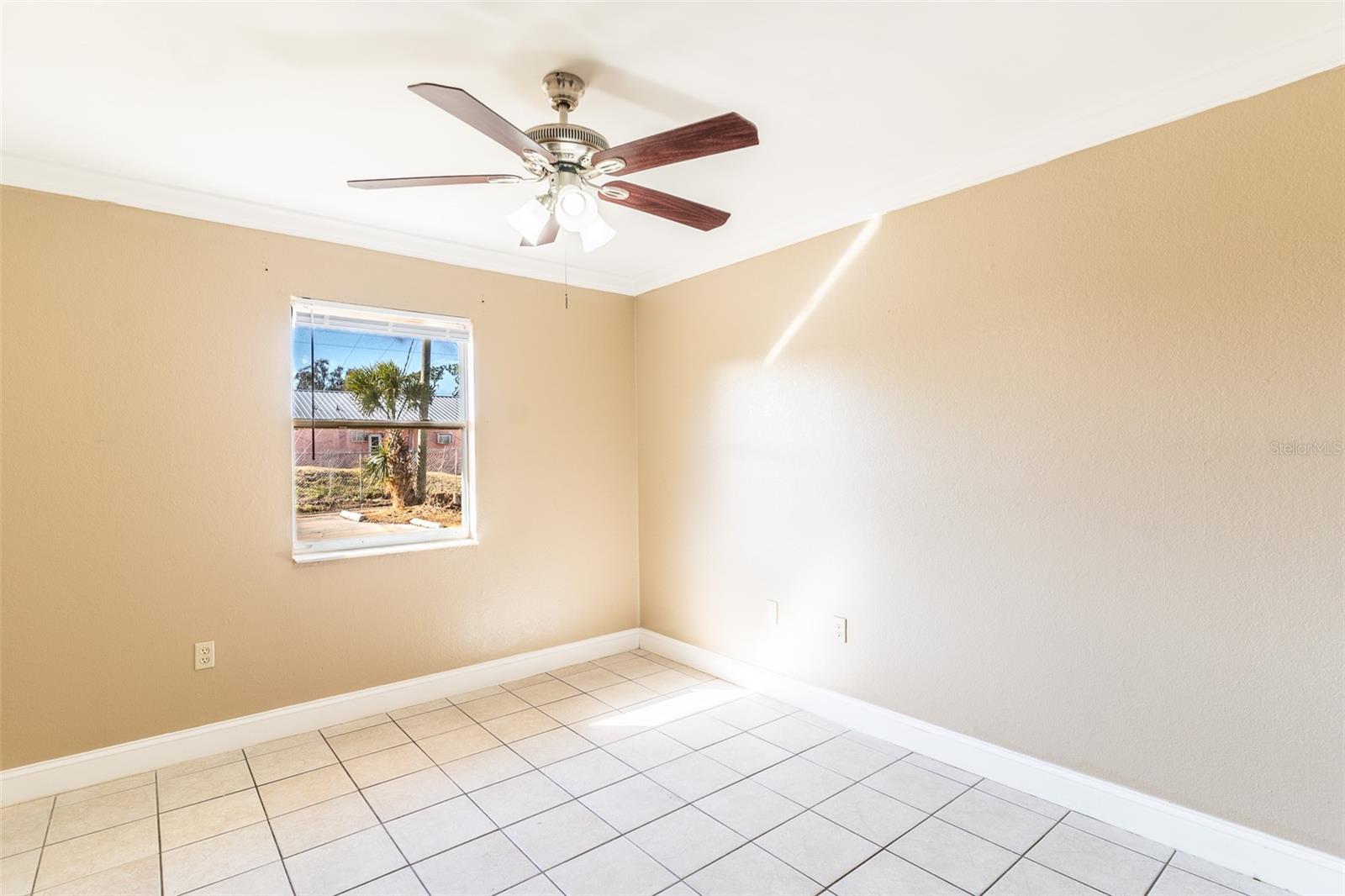 Image 12 of 16 For 118 Oak Crest Drive Nw