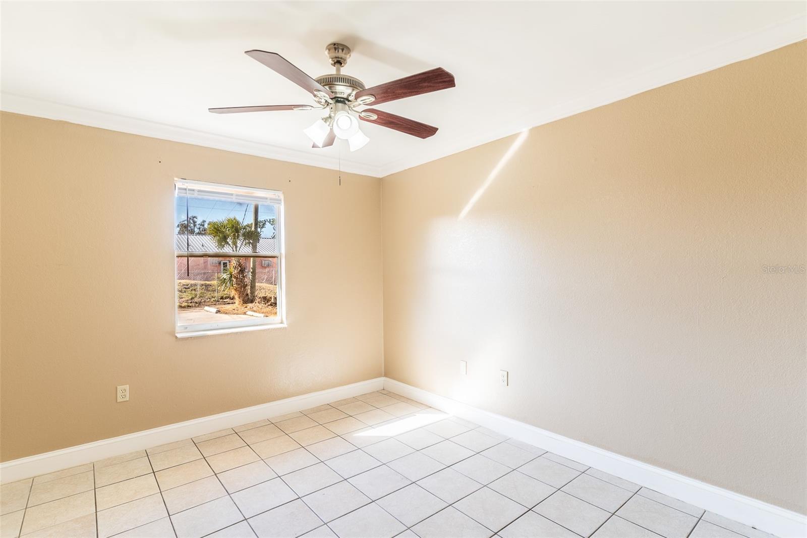 Image 13 of 16 For 118 Oak Crest Drive Nw