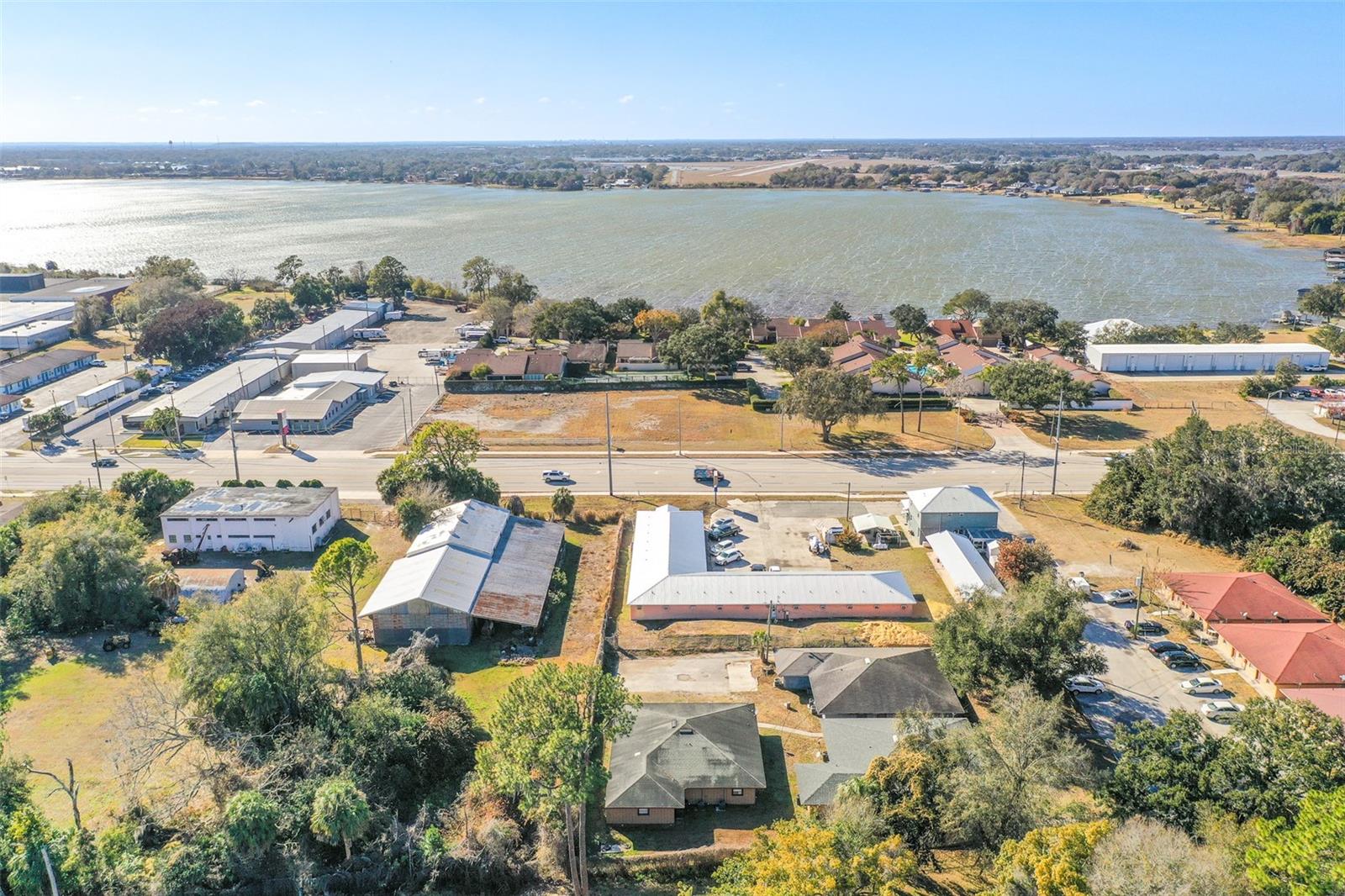 Image 7 of 16 For 118 Oak Crest Drive Nw