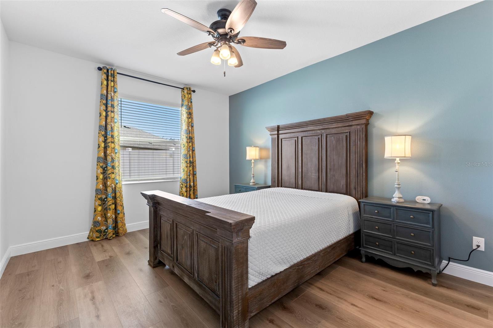 Image 18 of 52 For 5062 Emerald Acres Way