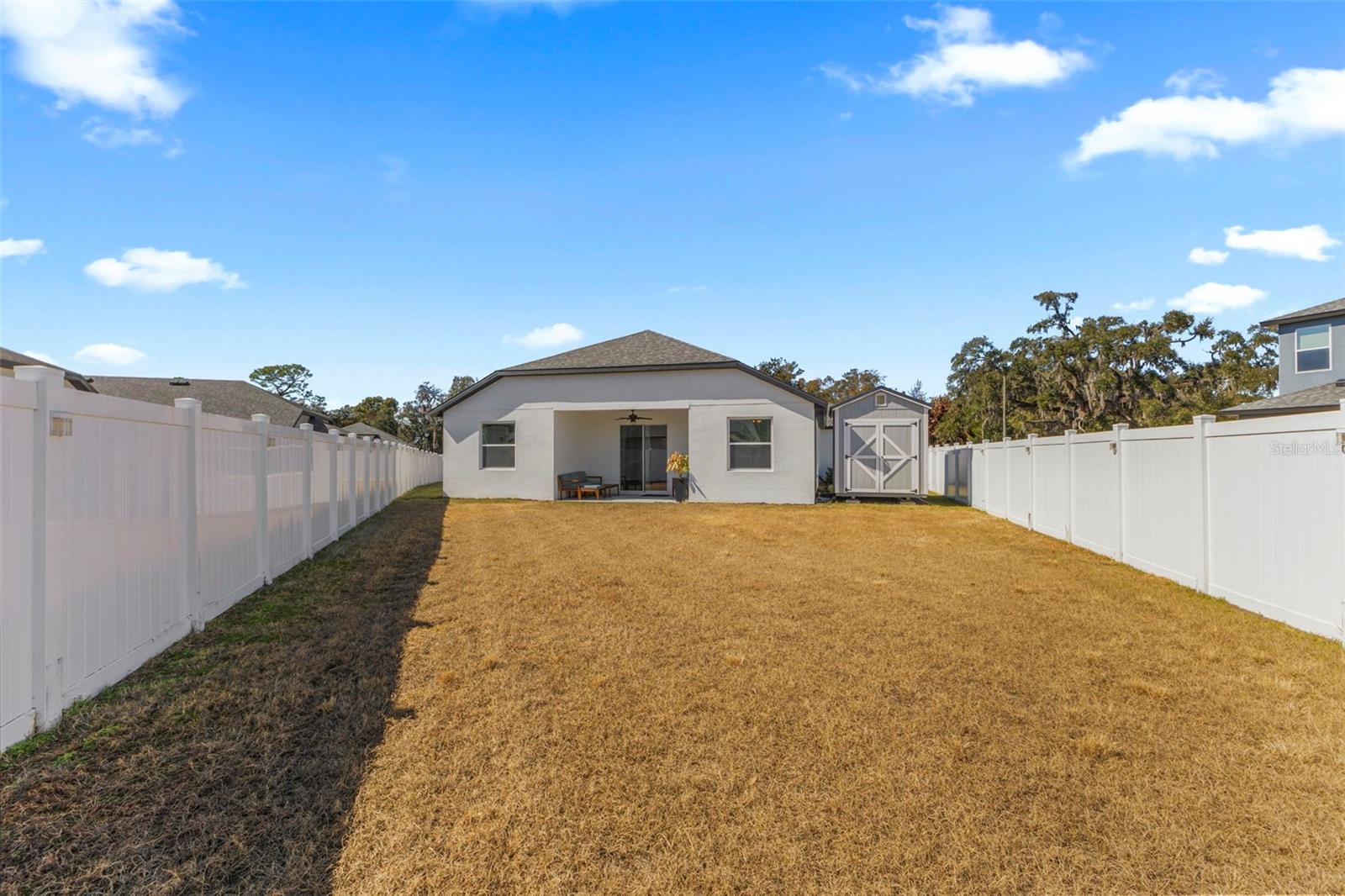 Image 36 of 52 For 5062 Emerald Acres Way