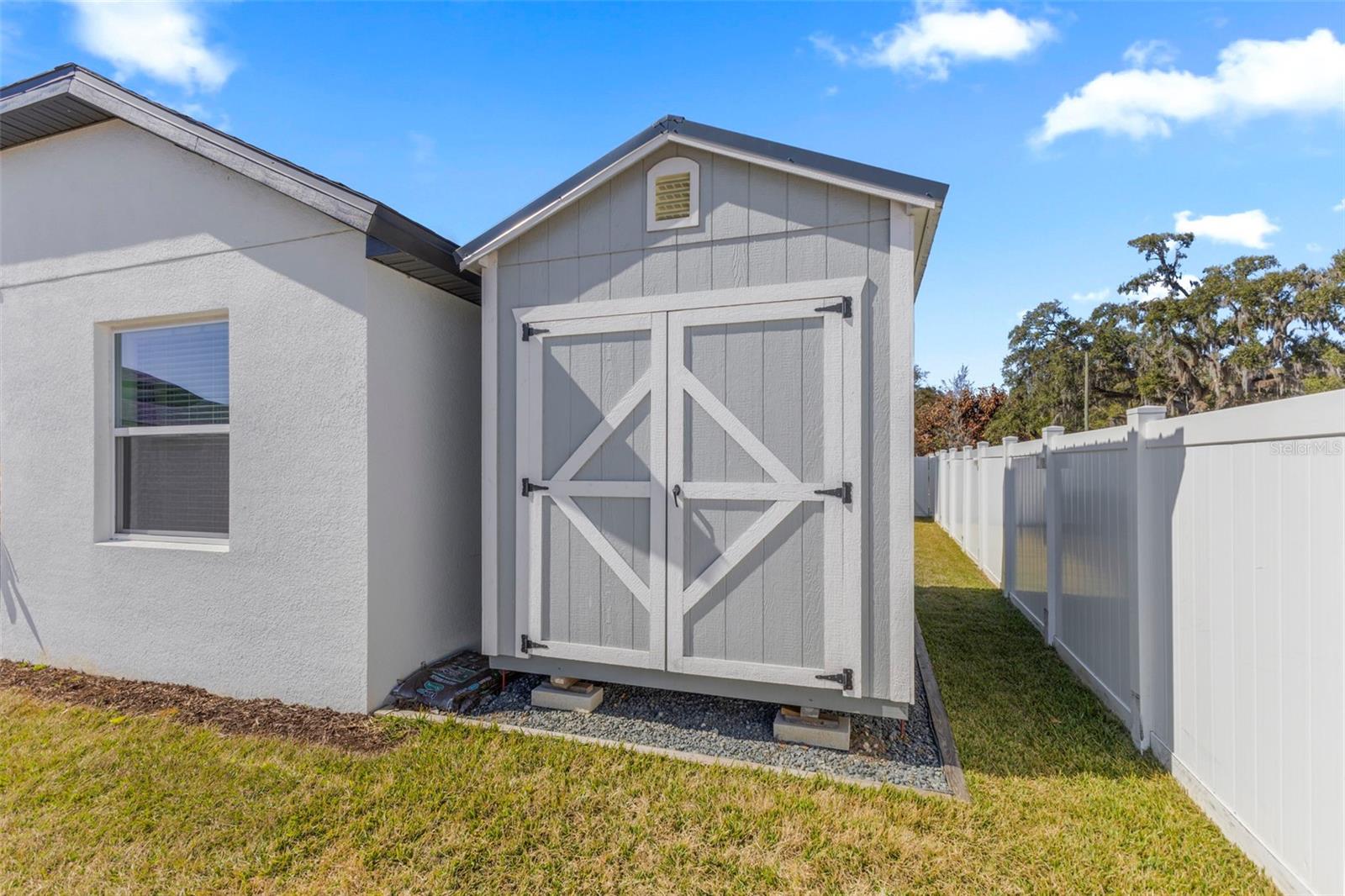 Image 37 of 52 For 5062 Emerald Acres Way