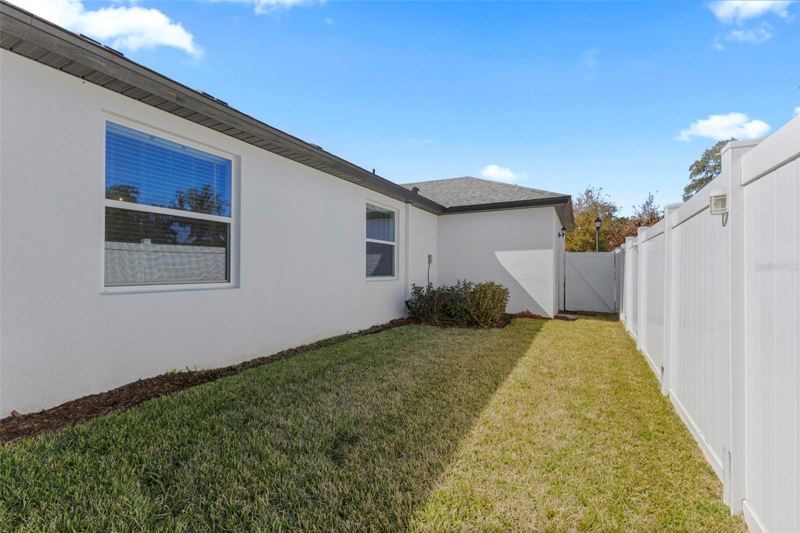 Image 39 of 52 For 5062 Emerald Acres Way