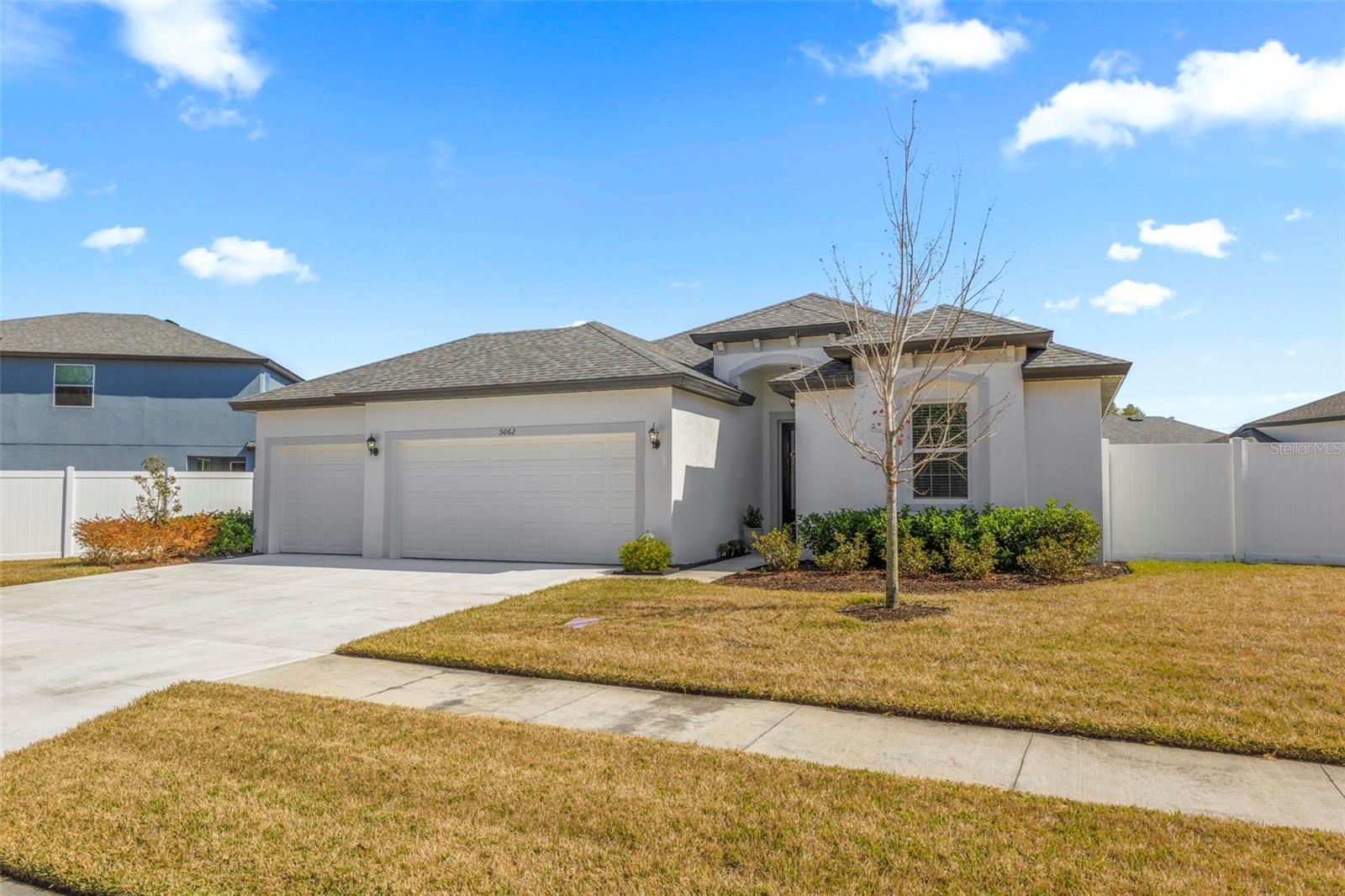 Image 42 of 52 For 5062 Emerald Acres Way