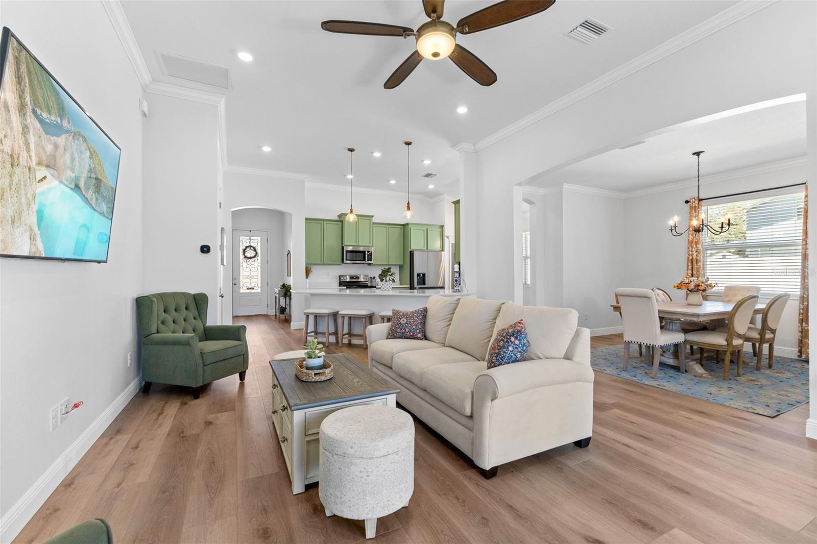 Image 6 of 52 For 5062 Emerald Acres Way