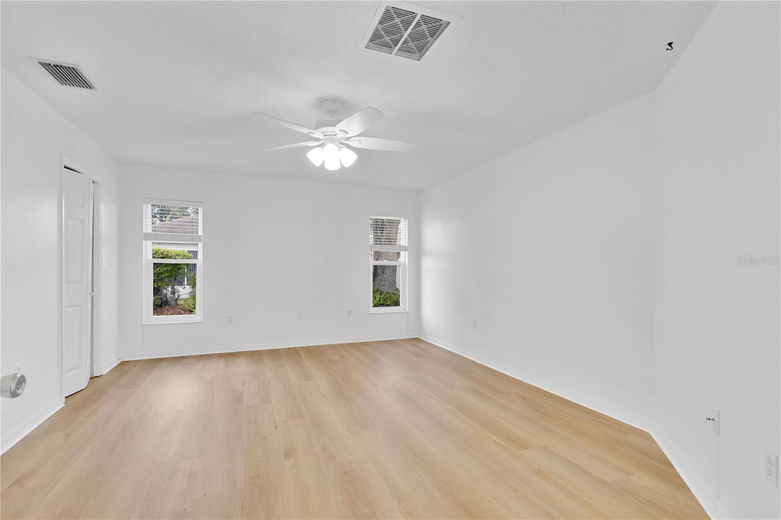 Image 11 of 27 For 2175 Stoney Pointe Drive