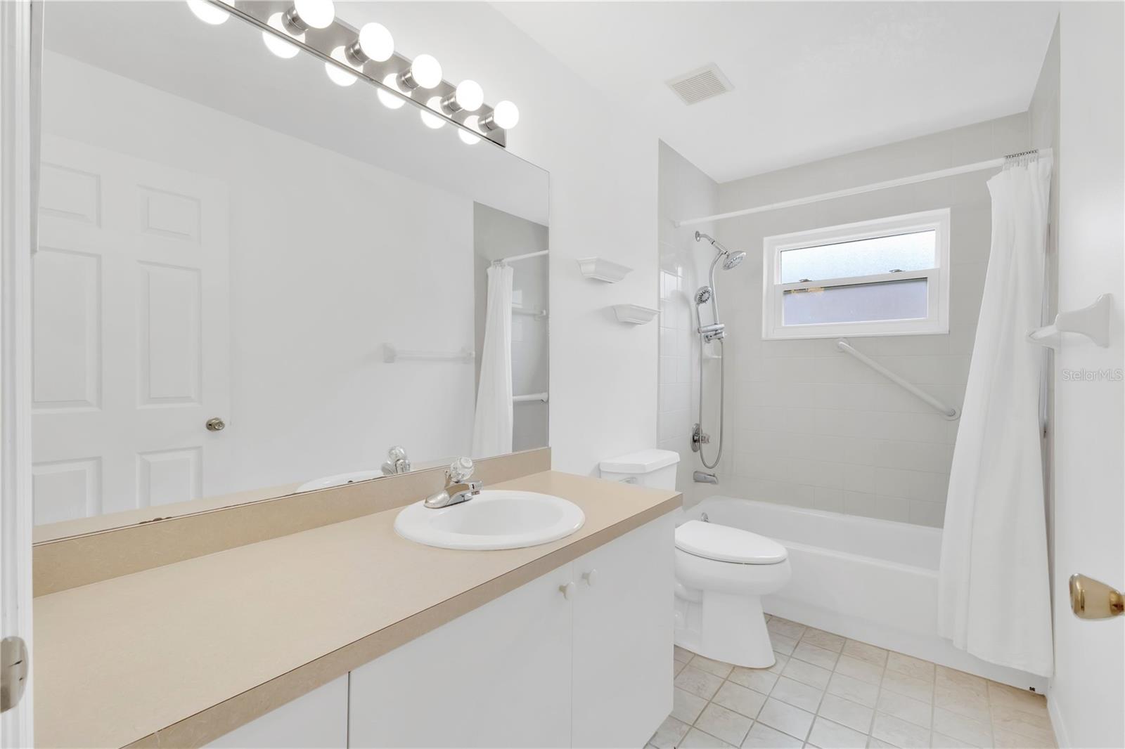 Image 17 of 27 For 2175 Stoney Pointe Drive