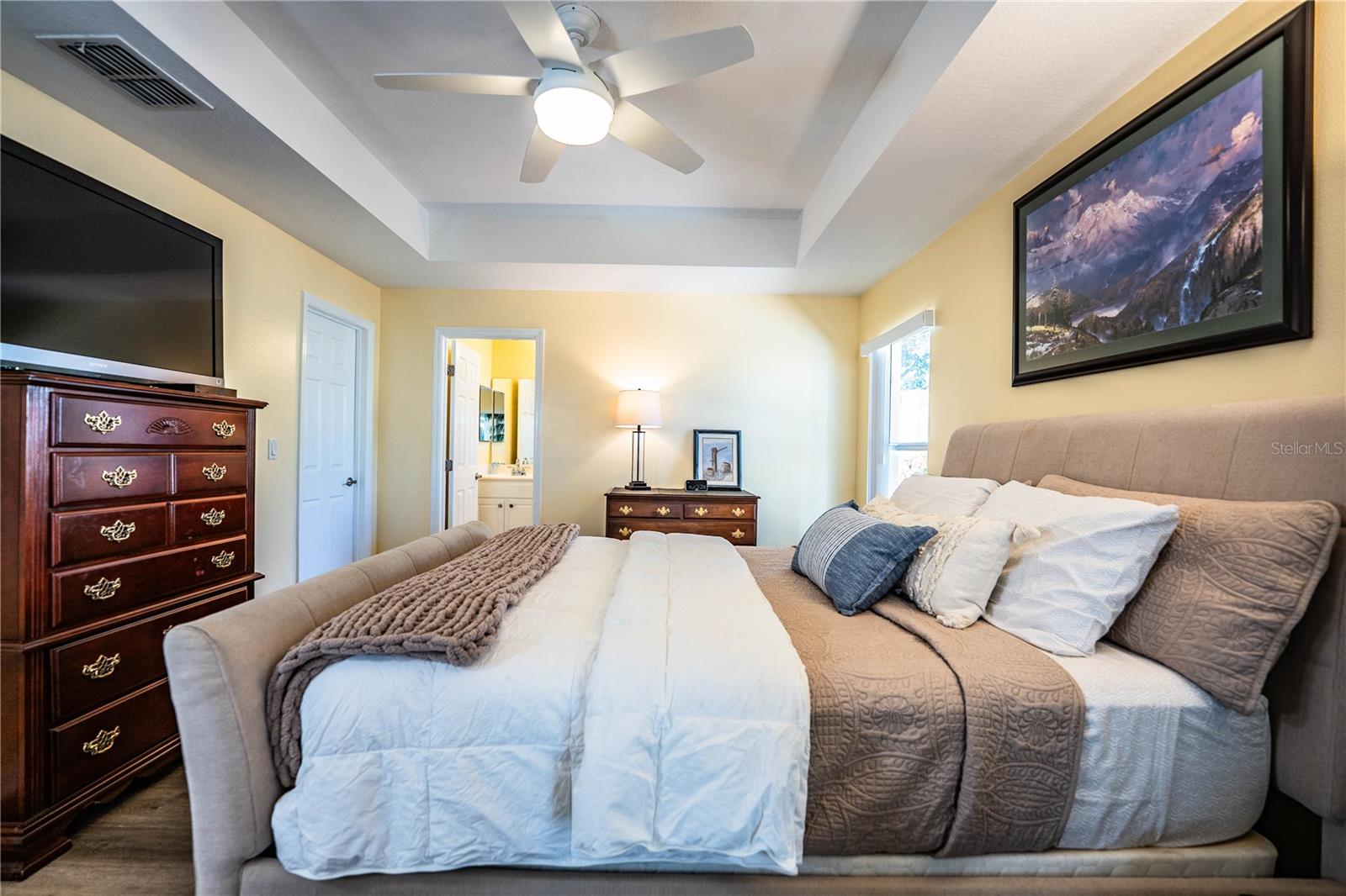 Image 19 of 56 For 4064 Carteret Drive