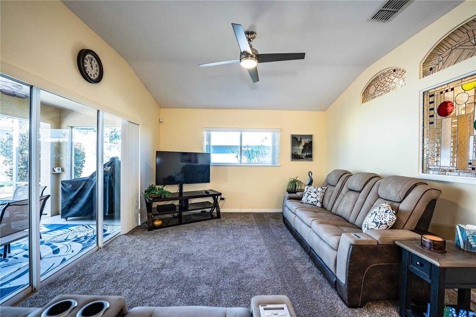 Image 27 of 56 For 4064 Carteret Drive