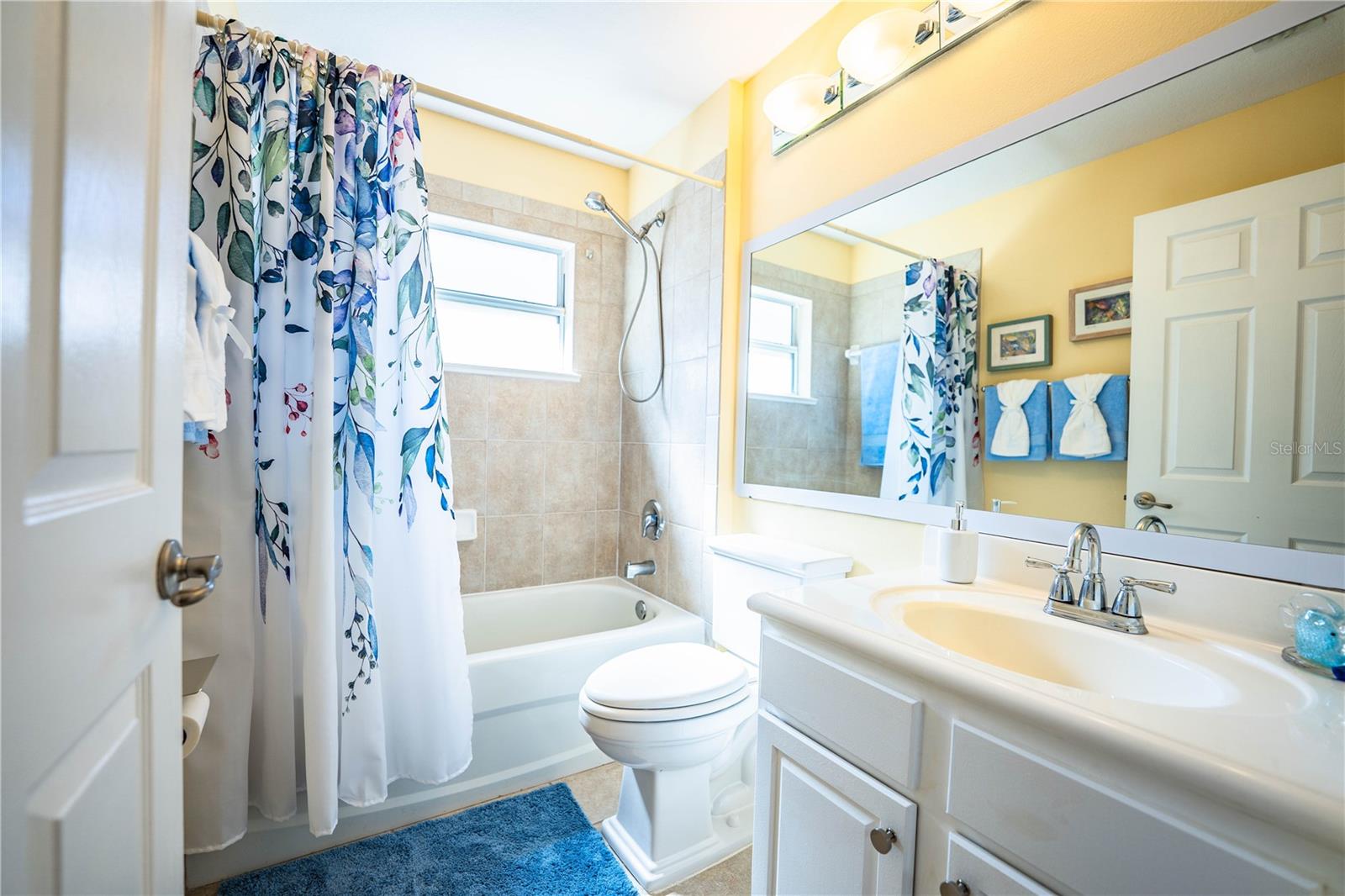 Image 36 of 56 For 4064 Carteret Drive