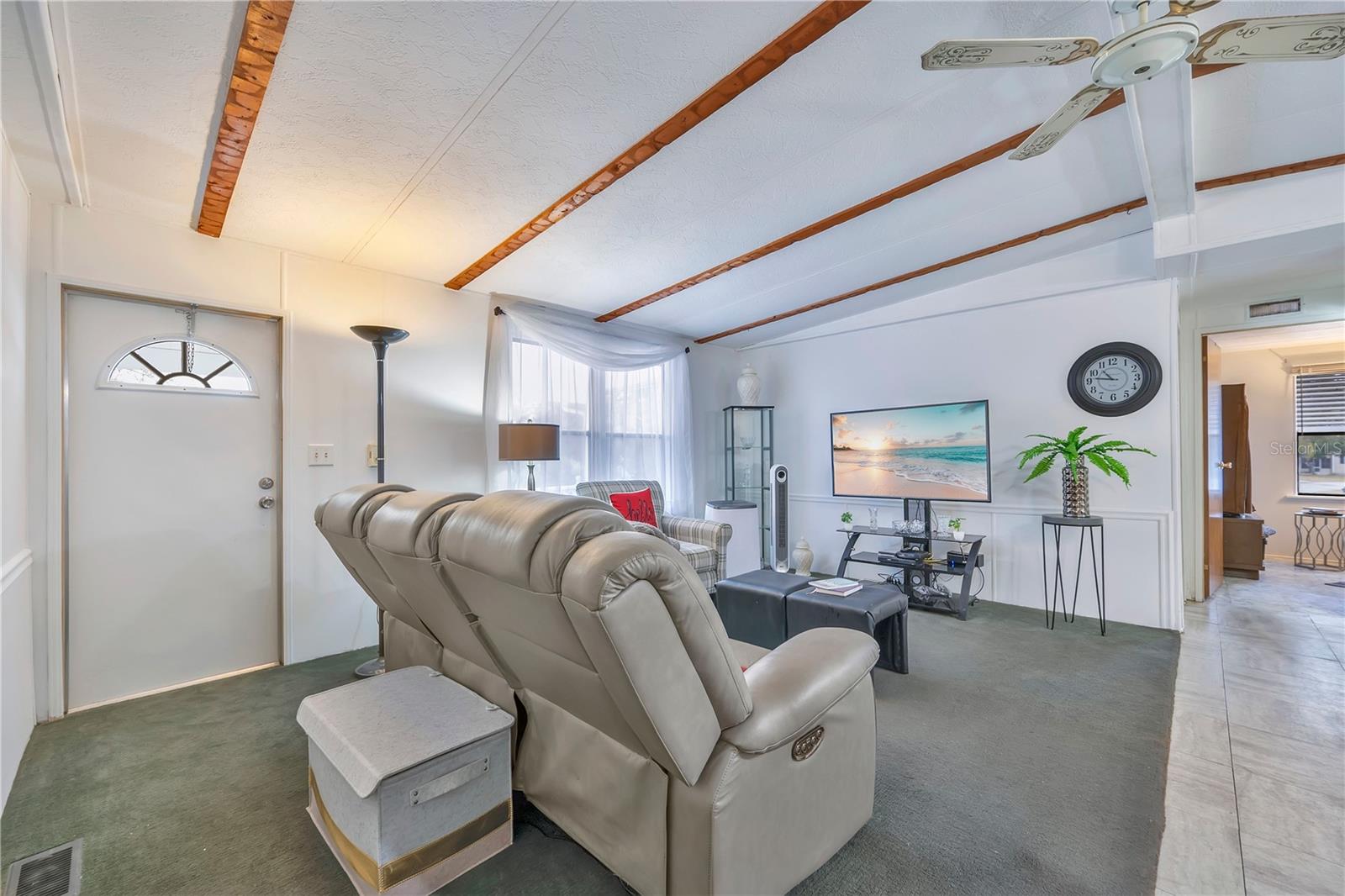 Image 9 of 37 For 8913 Jericho Court