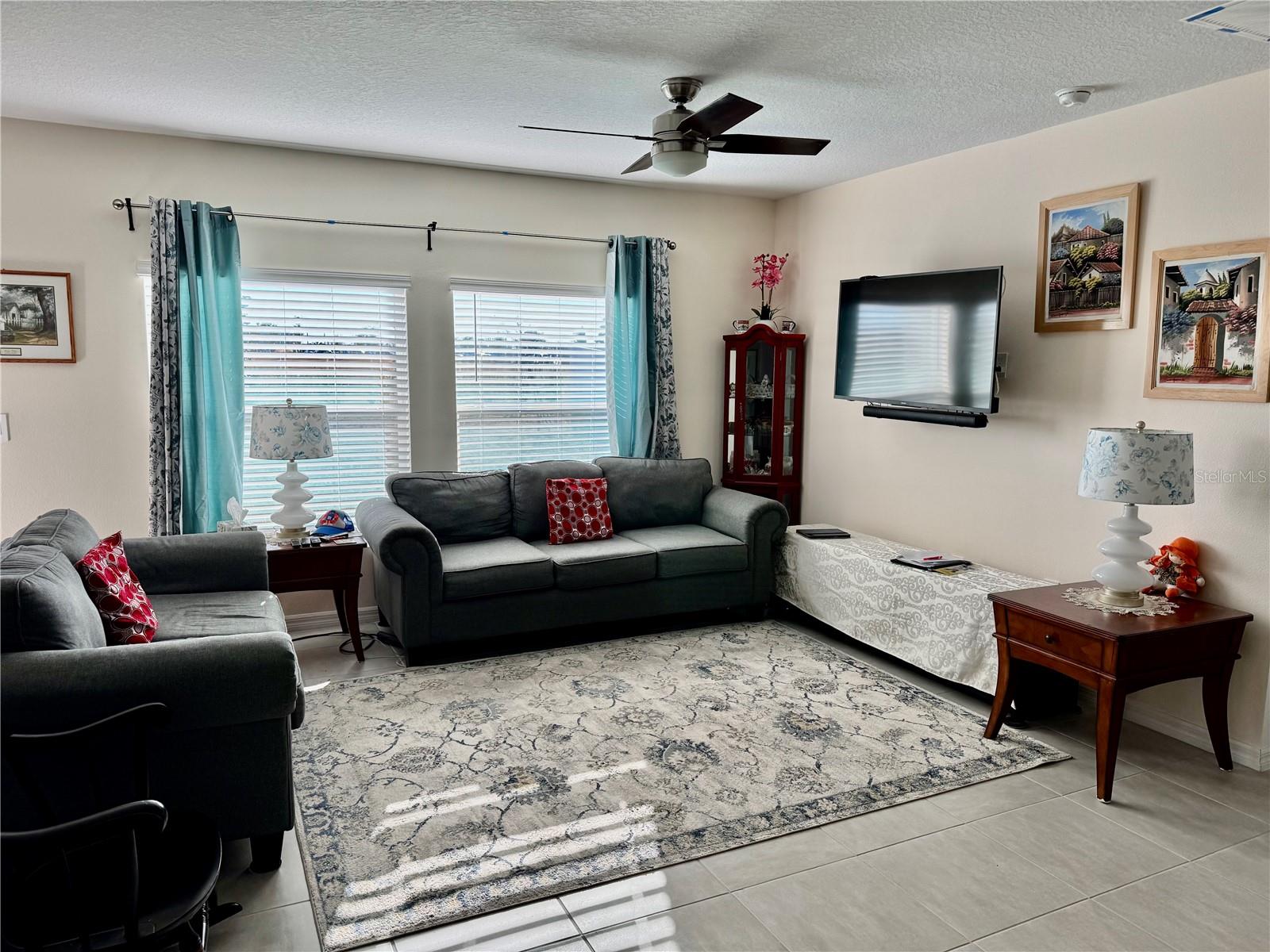 Image 12 of 23 For 993 Calico Pointe Circle