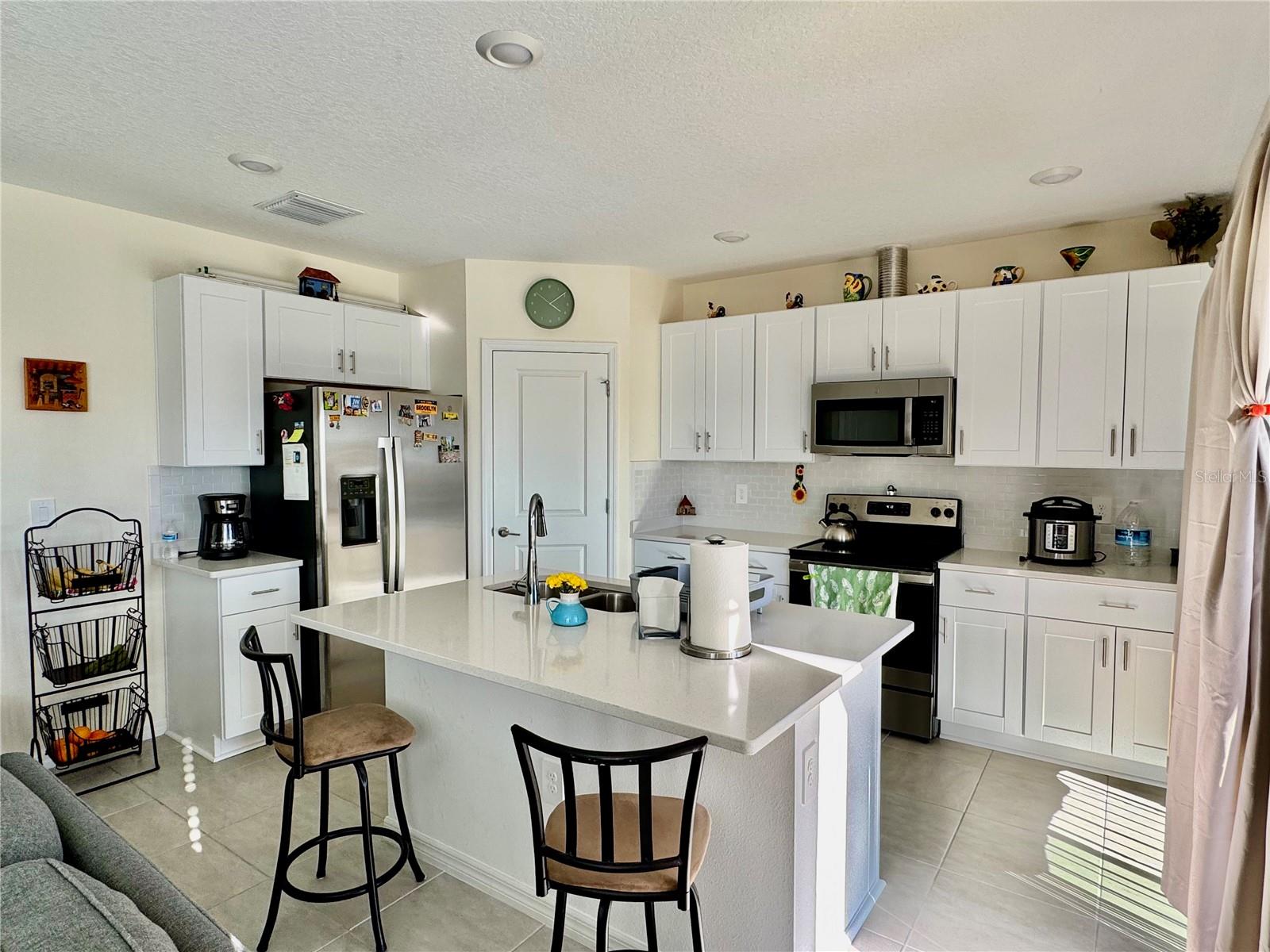 Image 14 of 23 For 993 Calico Pointe Circle