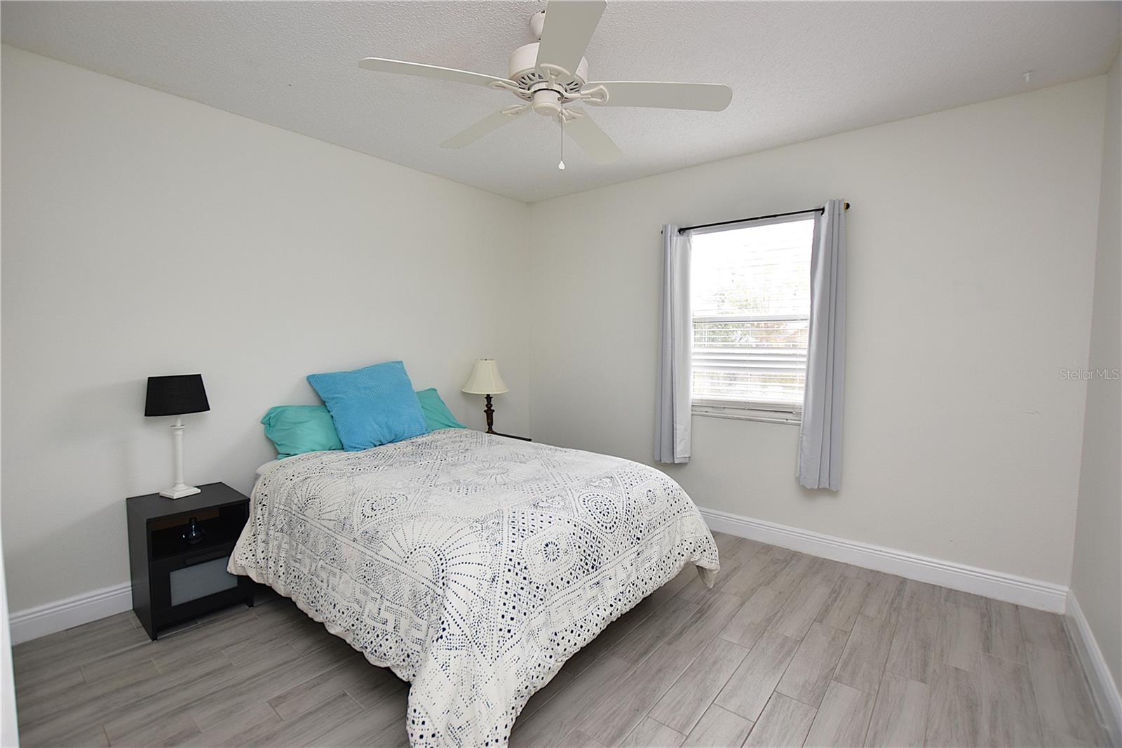 Listing photo id 27 for 2022 Hatteras Point