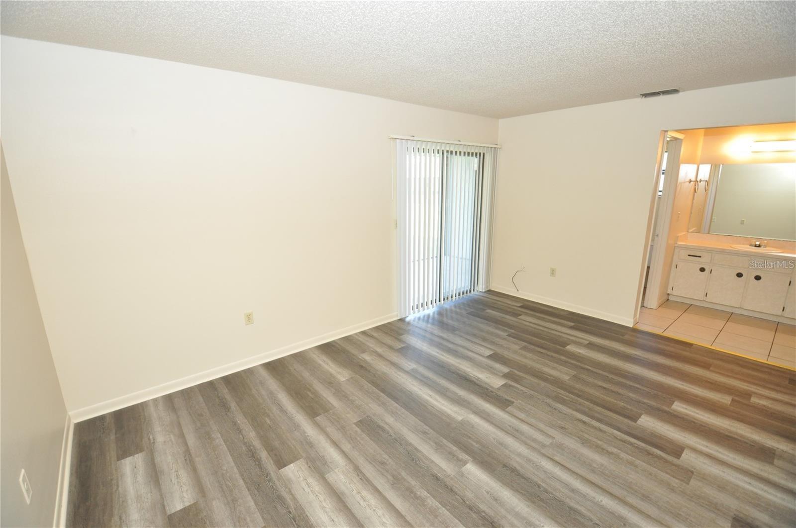 Image 17 of 23 For 147 Shannon Drive