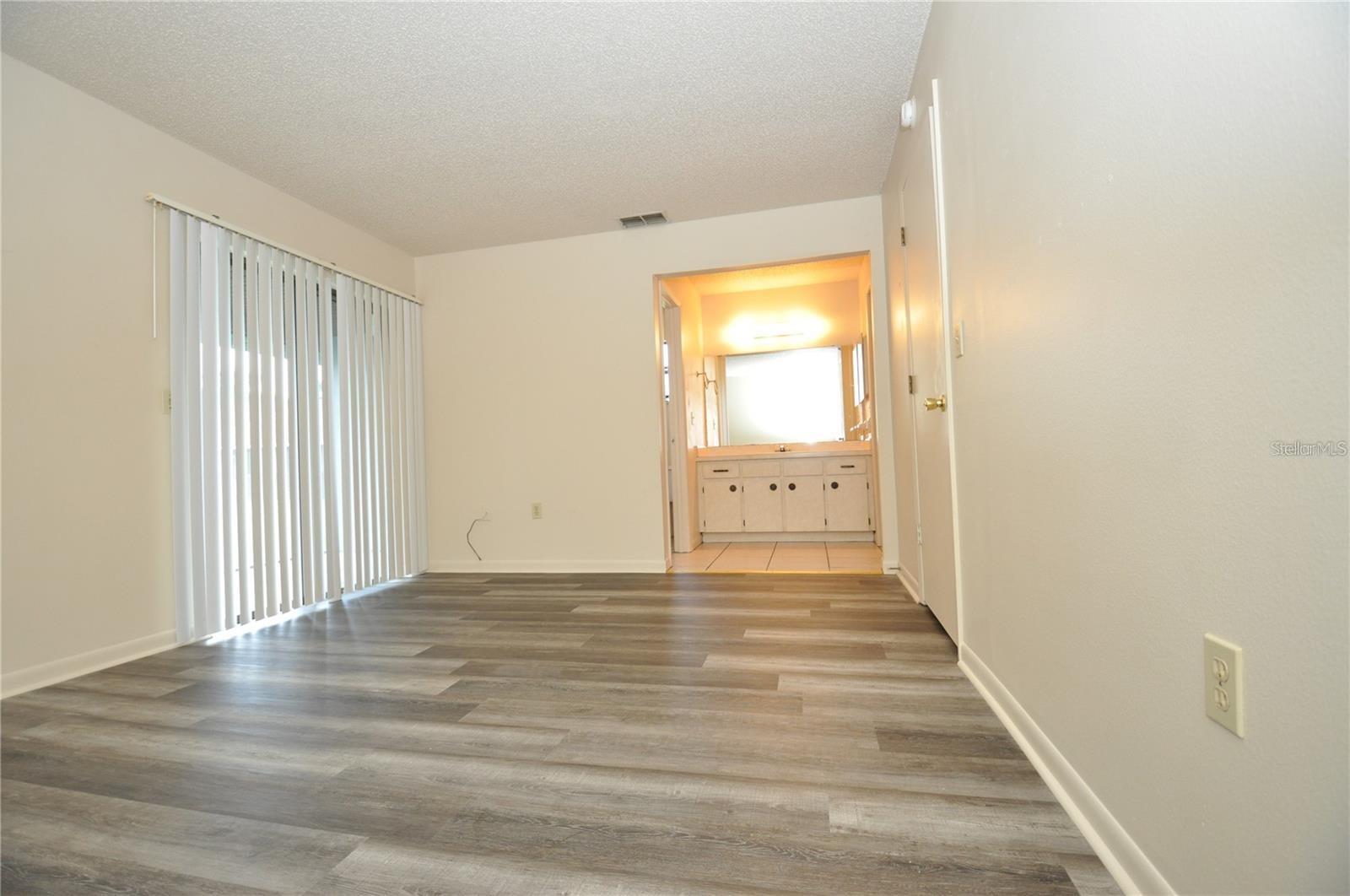 Image 18 of 23 For 147 Shannon Drive