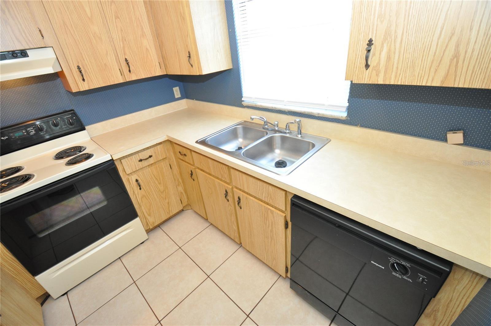 Image 7 of 23 For 147 Shannon Drive