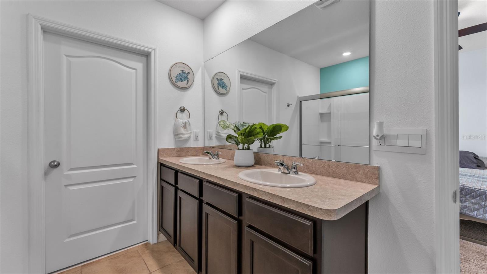 Image 36 of 53 For 209 Sofia Lane