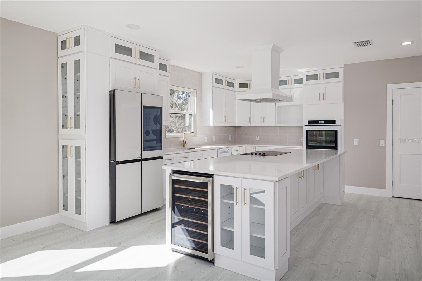 Image 11 of 44 For 731 Missouri Avenue