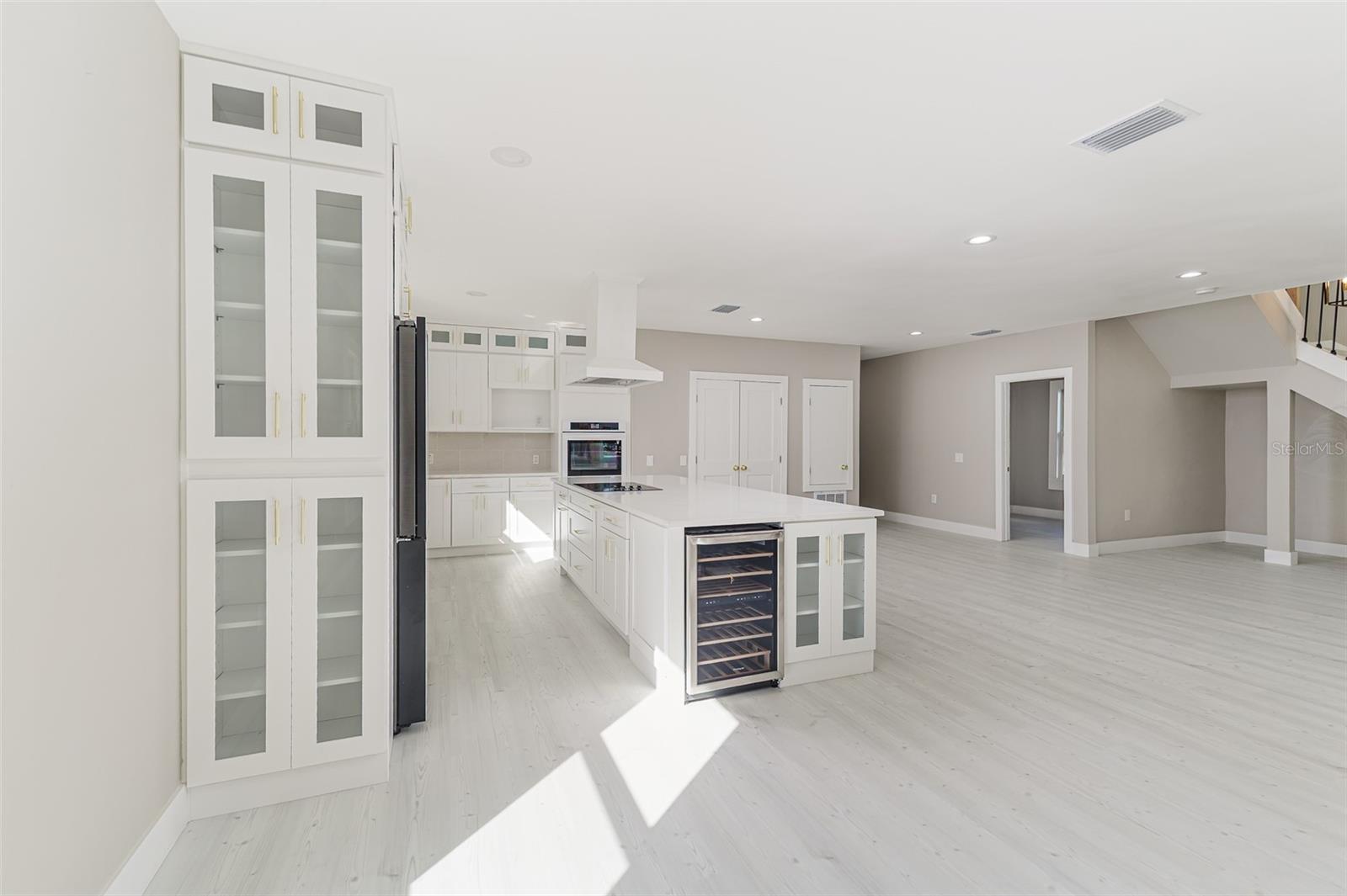 Image 15 of 44 For 731 Missouri Avenue