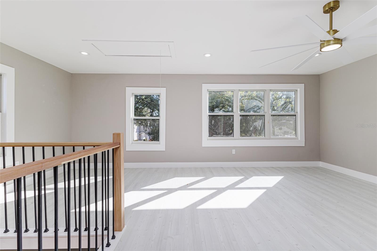 Image 30 of 44 For 731 Missouri Avenue