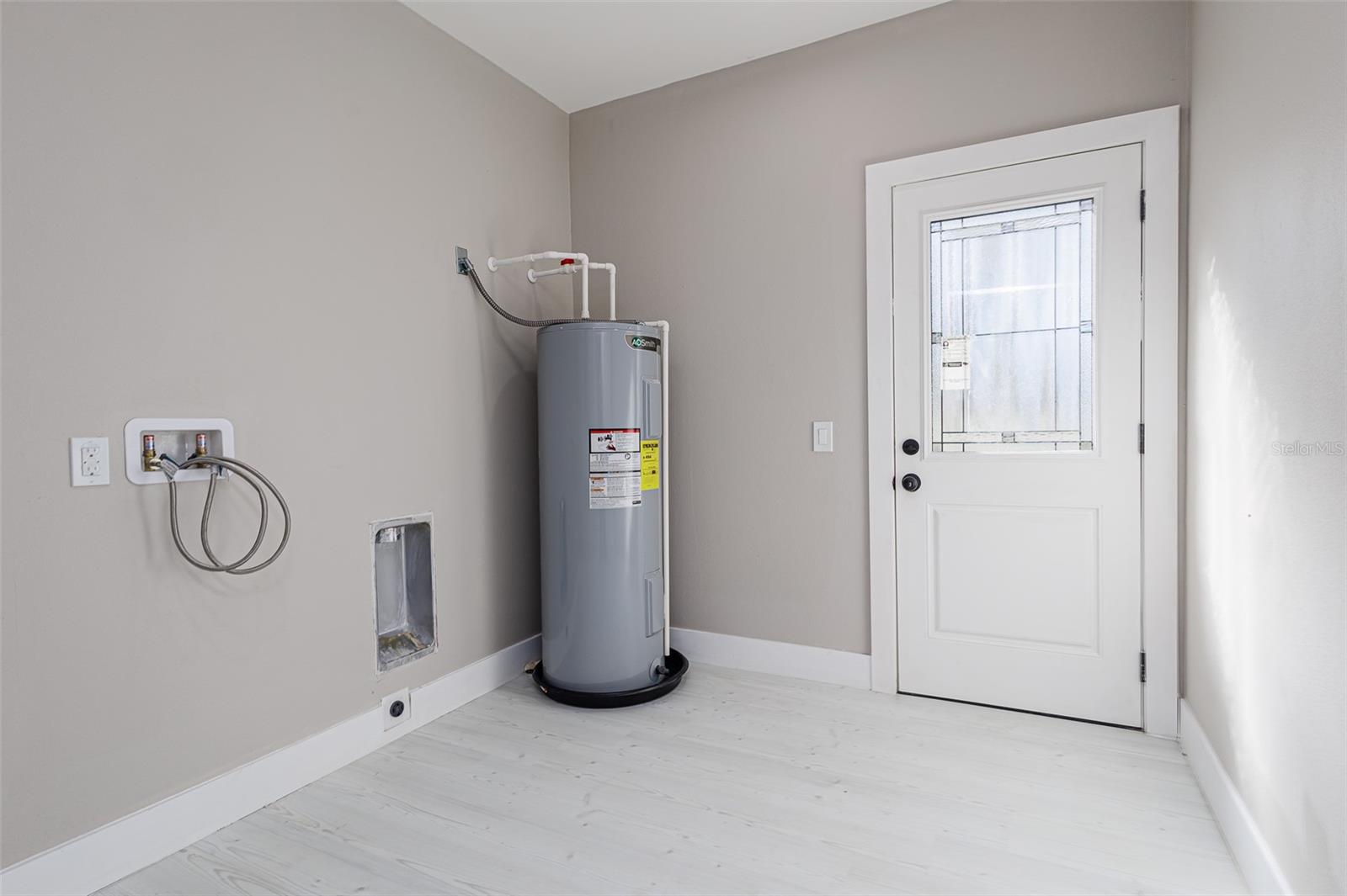 Image 41 of 44 For 731 Missouri Avenue