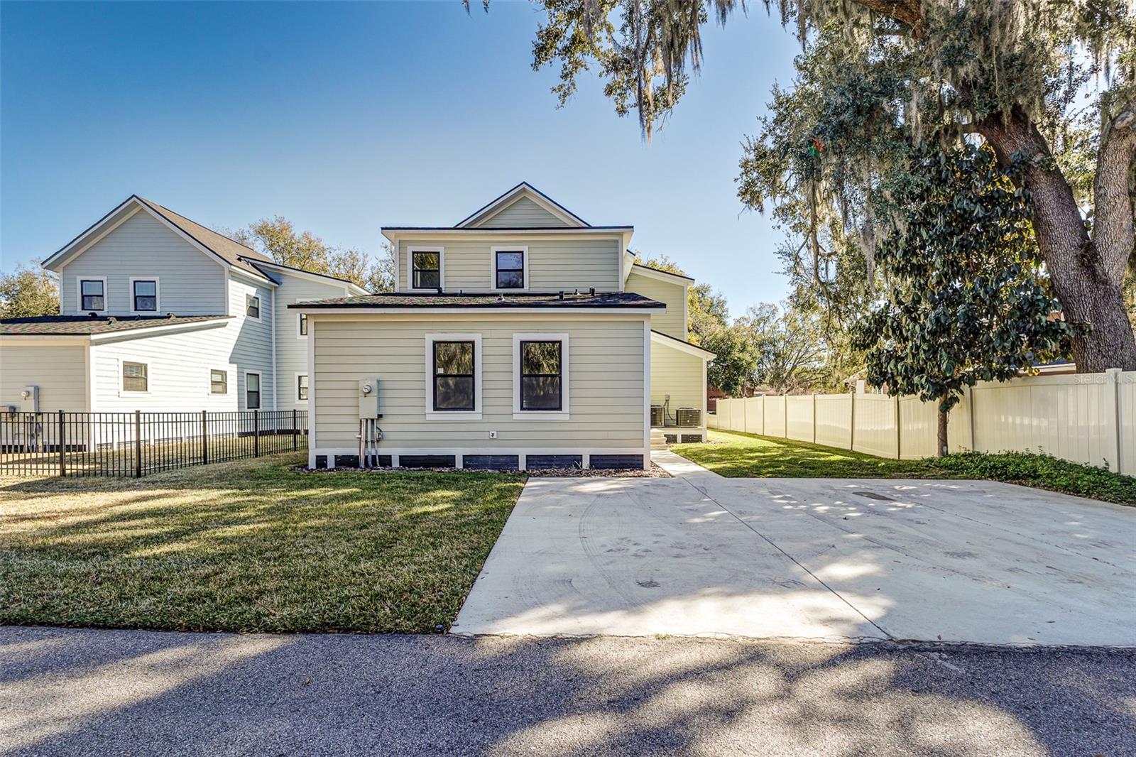 Image 43 of 44 For 731 Missouri Avenue