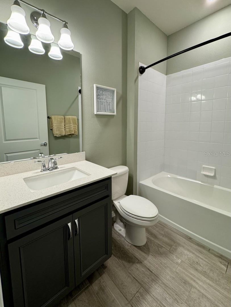 Image 21 of 37 For 2707 River Creek Lane